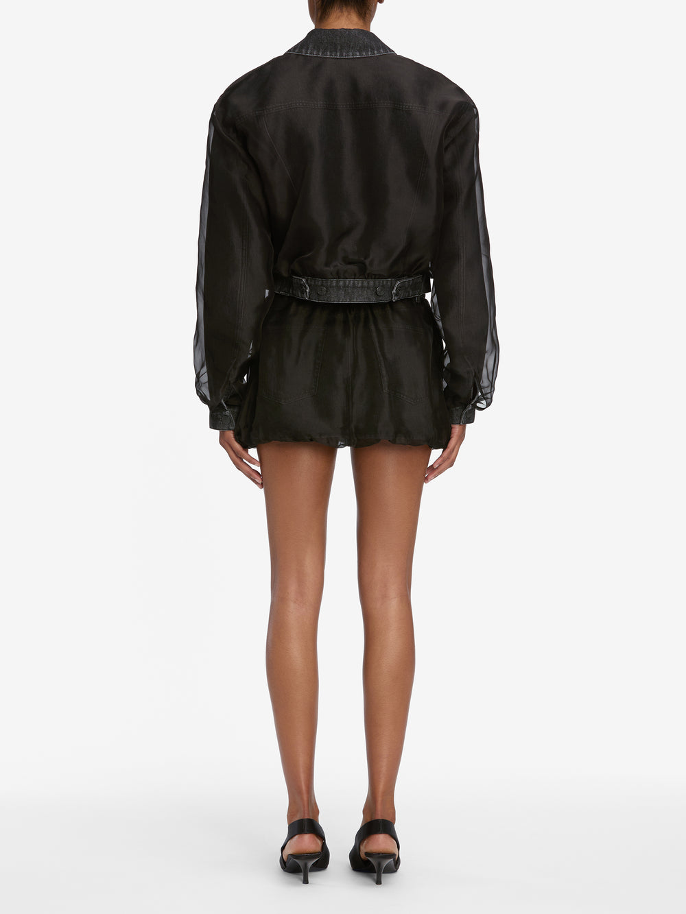 jacket back image alt:fit2