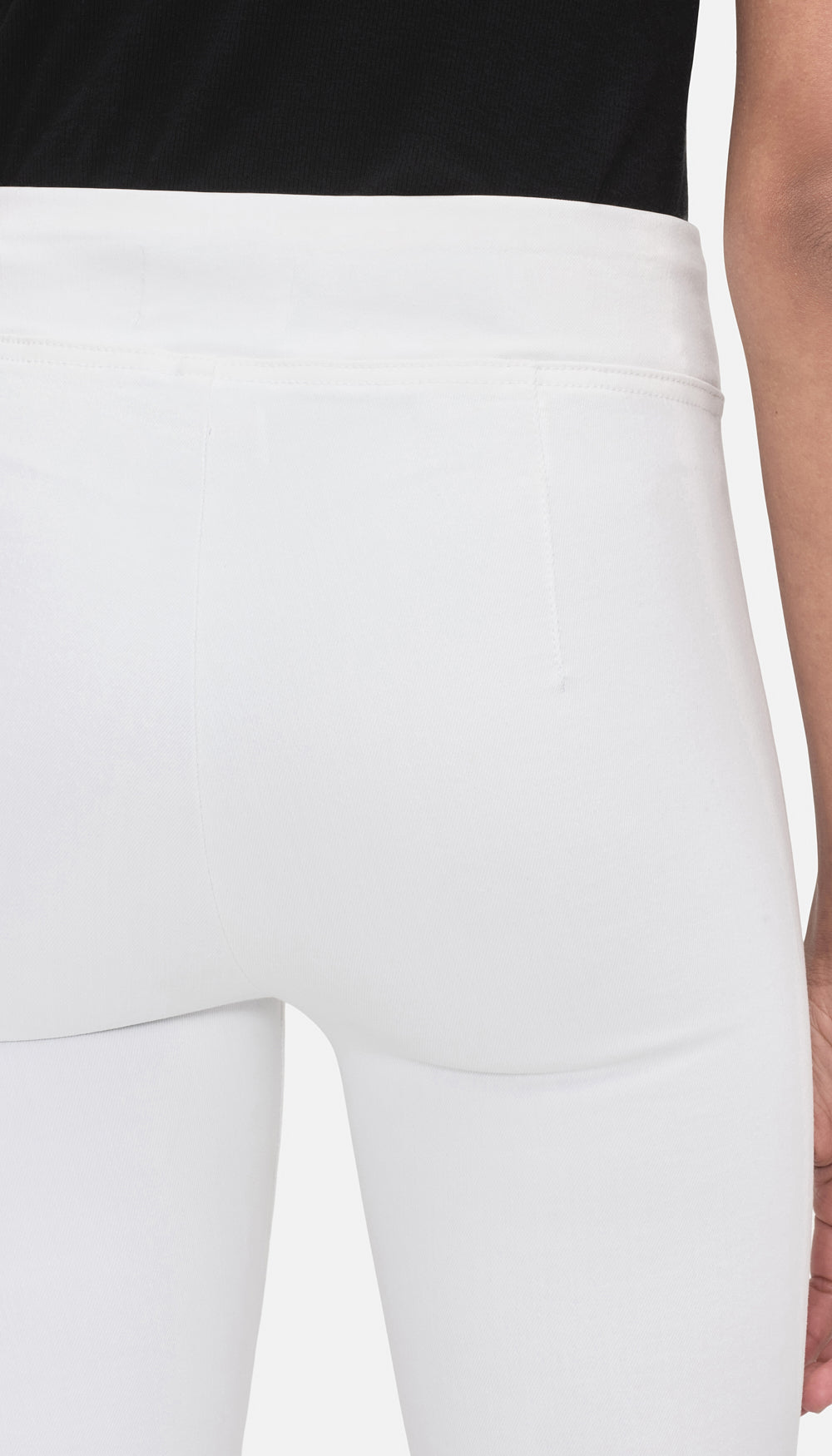 jean back detail image alt:fit1