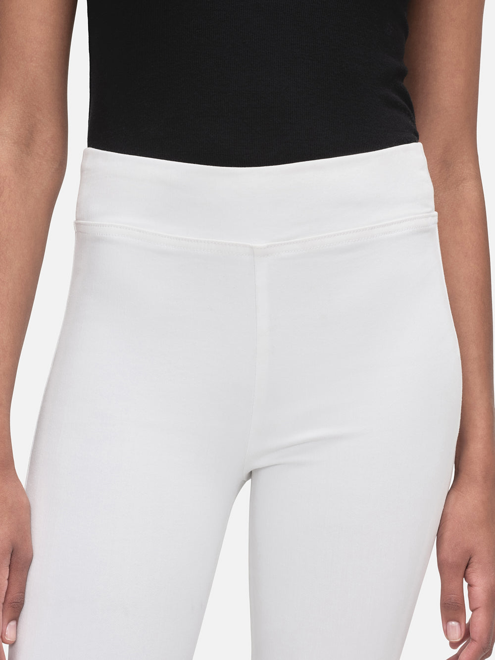 jean front detail image alt:size