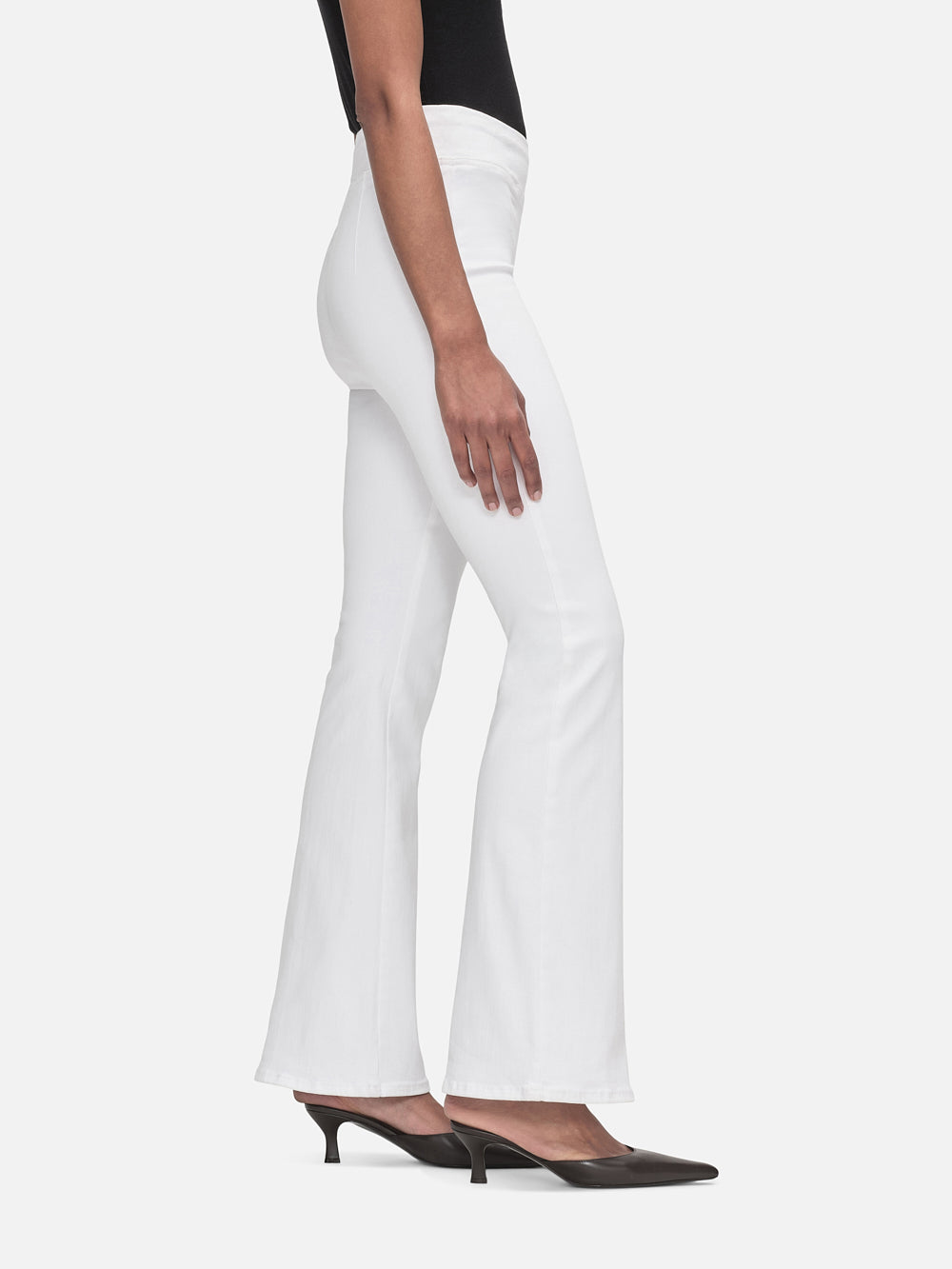 jeans side image alt:fit2