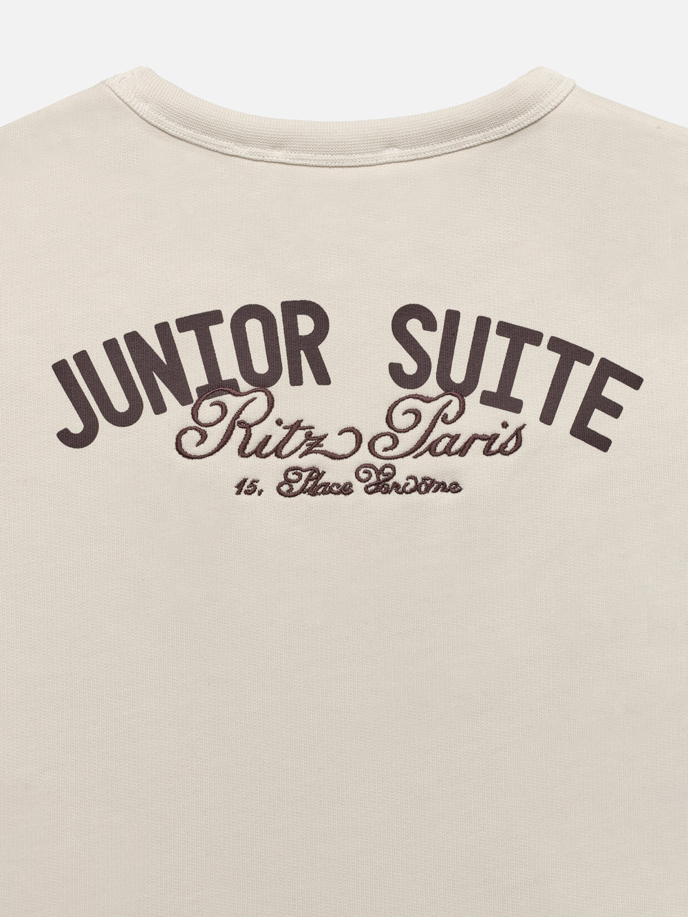 sweatshirt detail packshot image alt:size alt:fit1