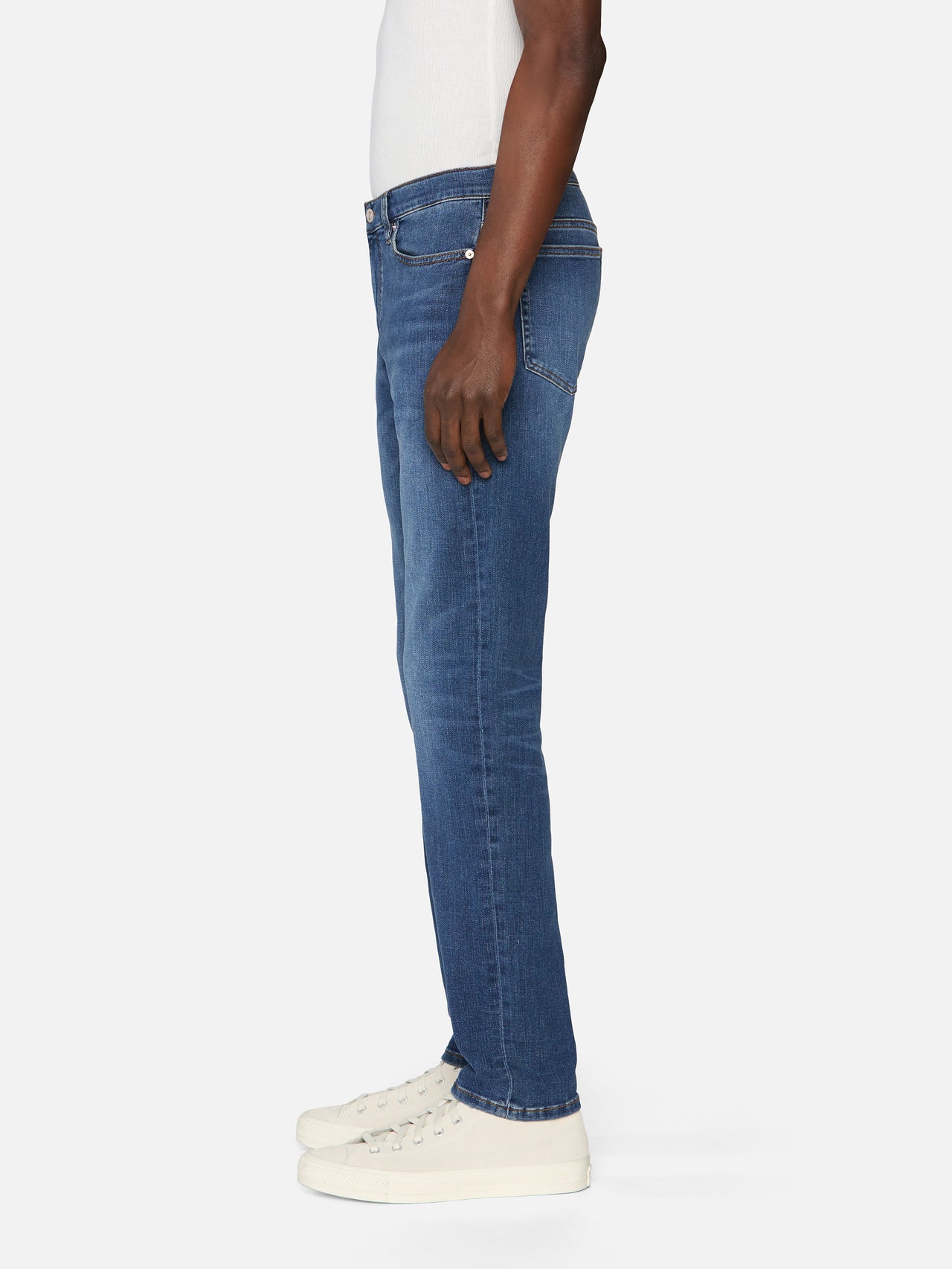 jeans side angle image alt:fit2