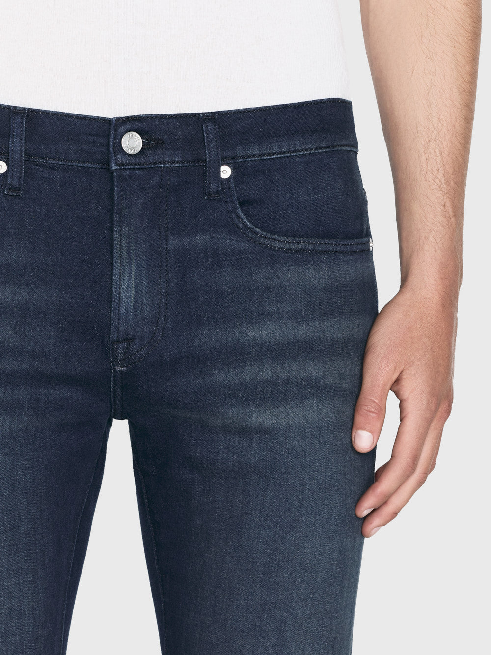 jeans front detail image alt:size