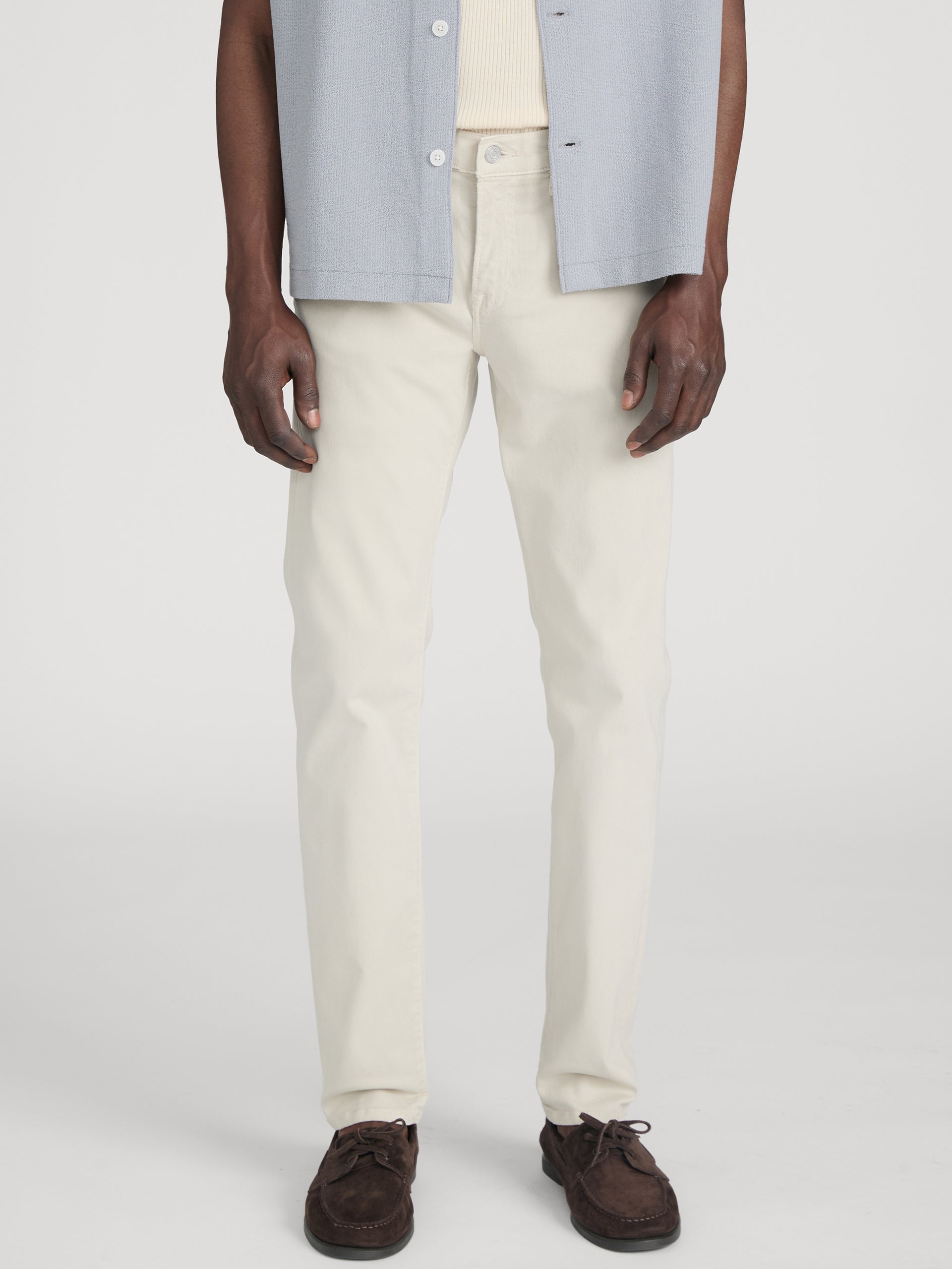 Pant on model crop 