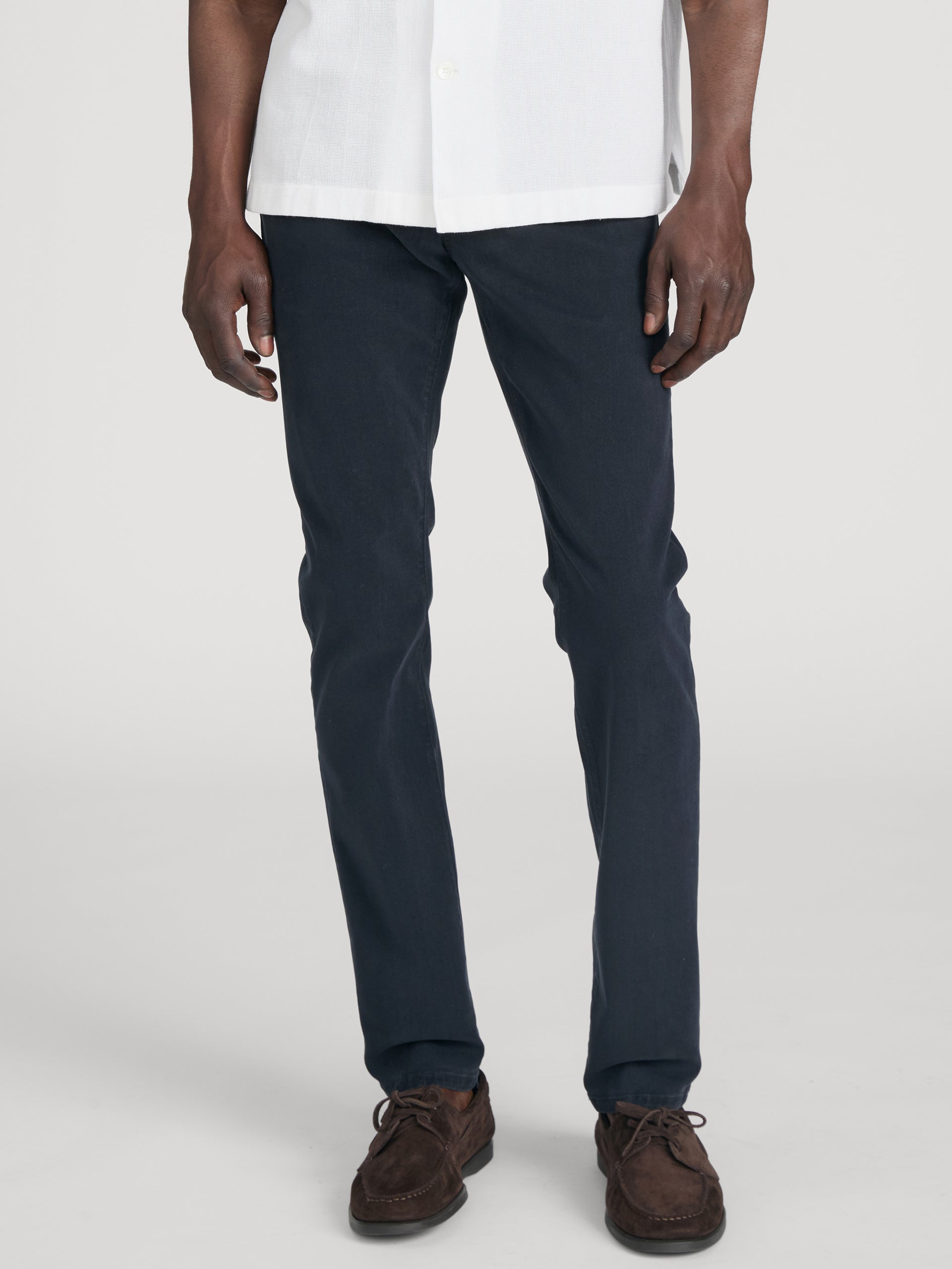 Pant on model crop 