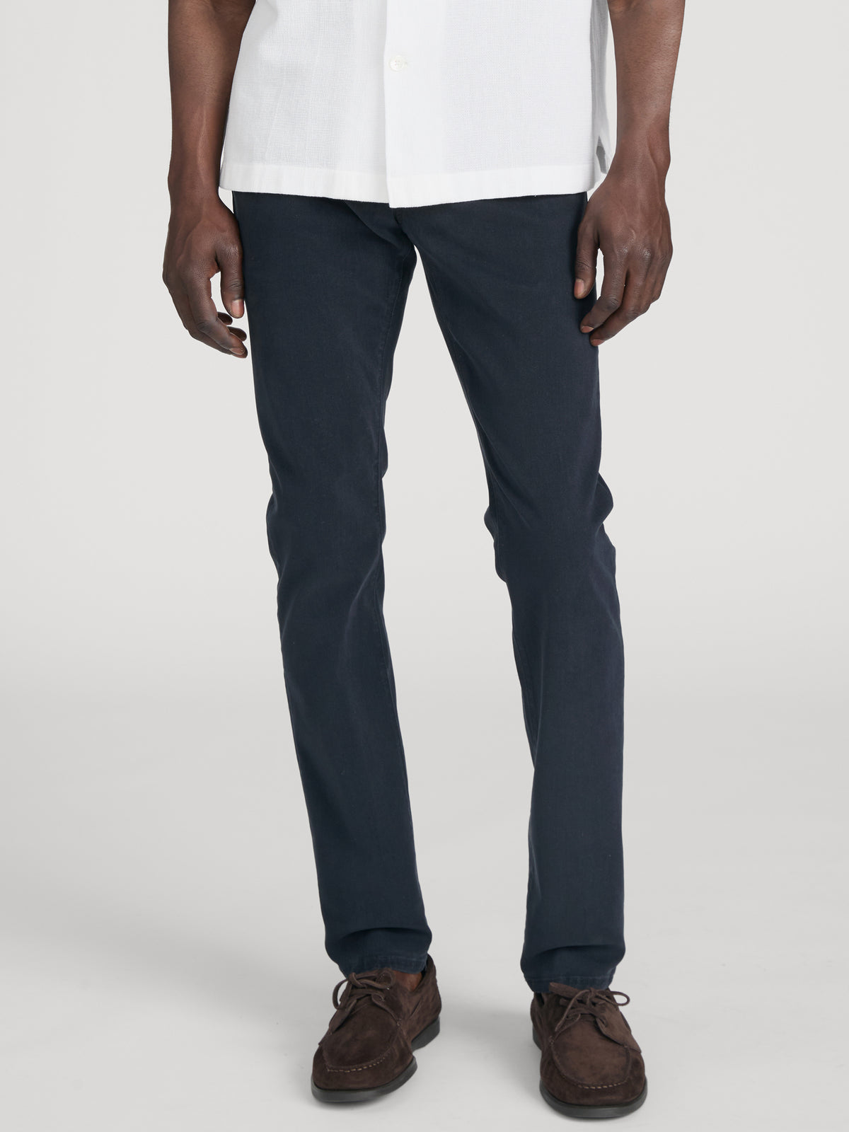 Pant on model crop 