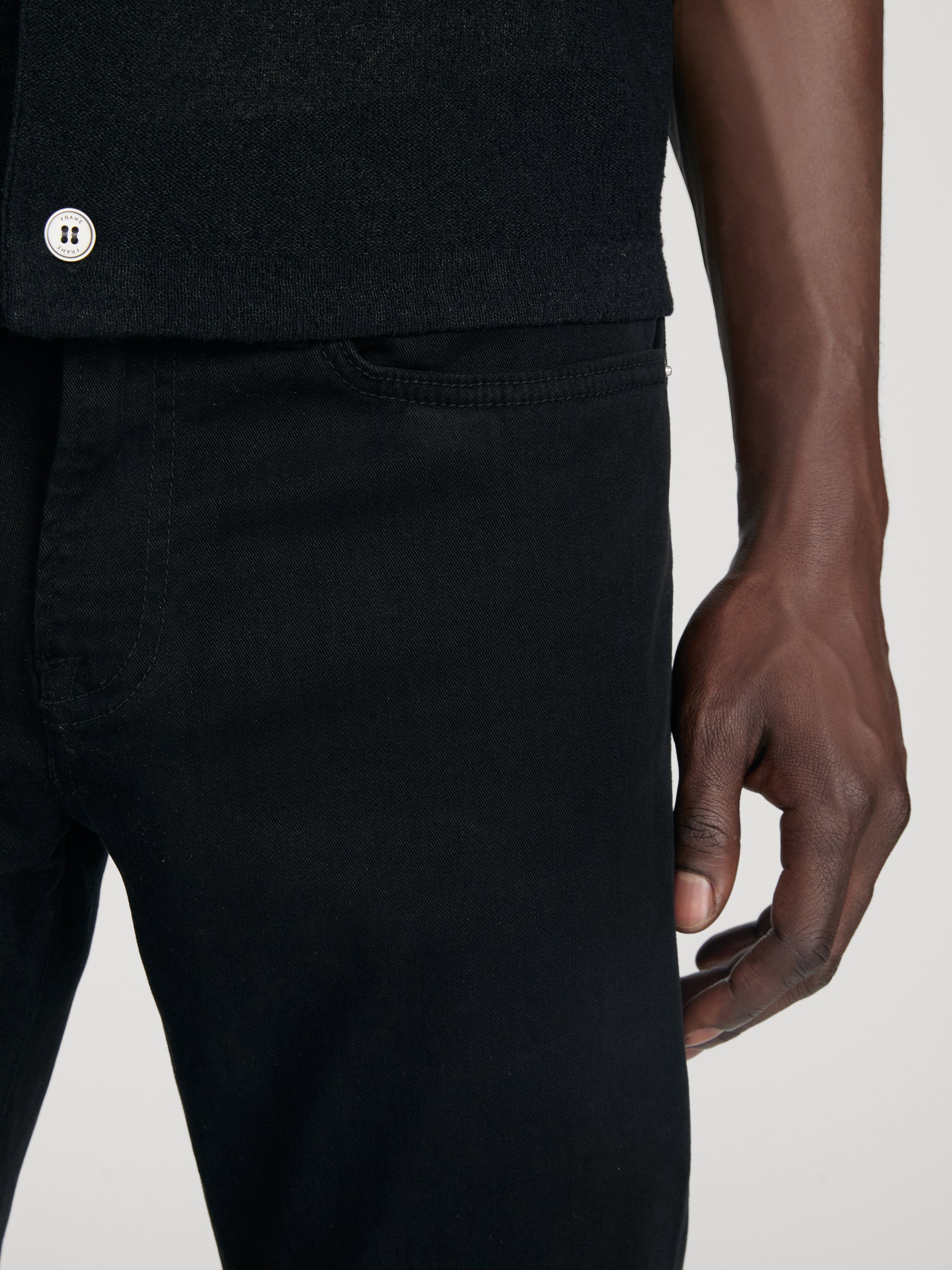 Jean on model Detail 