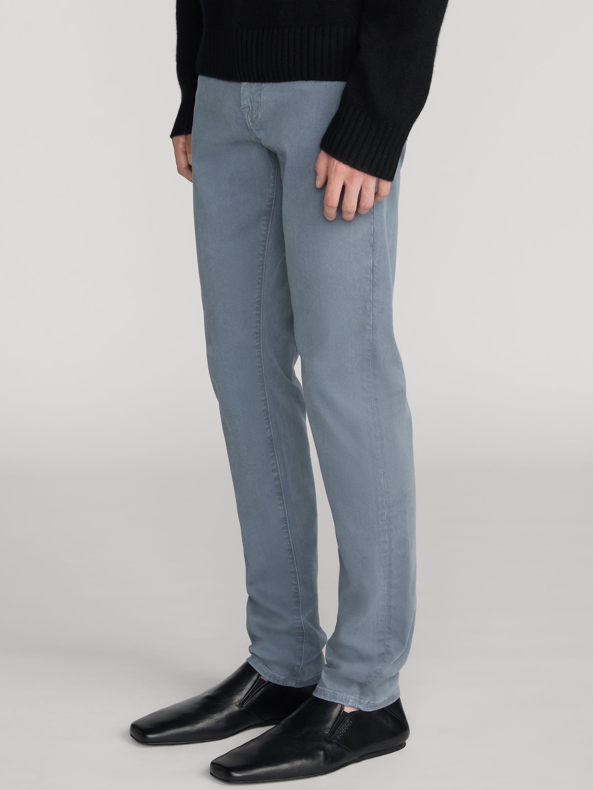 jeans-side-image