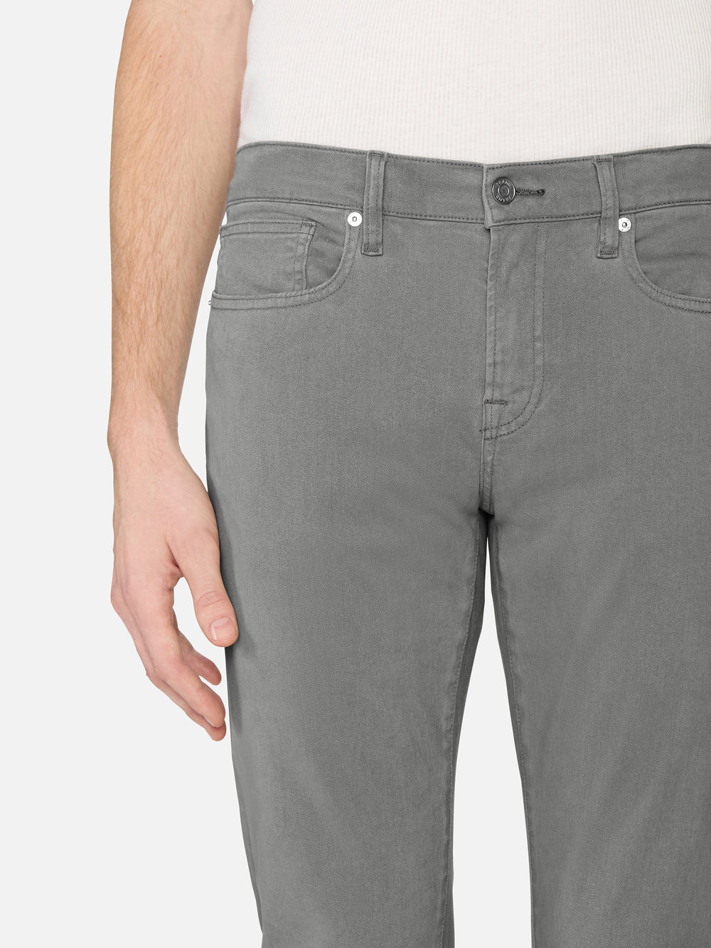 jeans front detail image alt:size alt:fit1