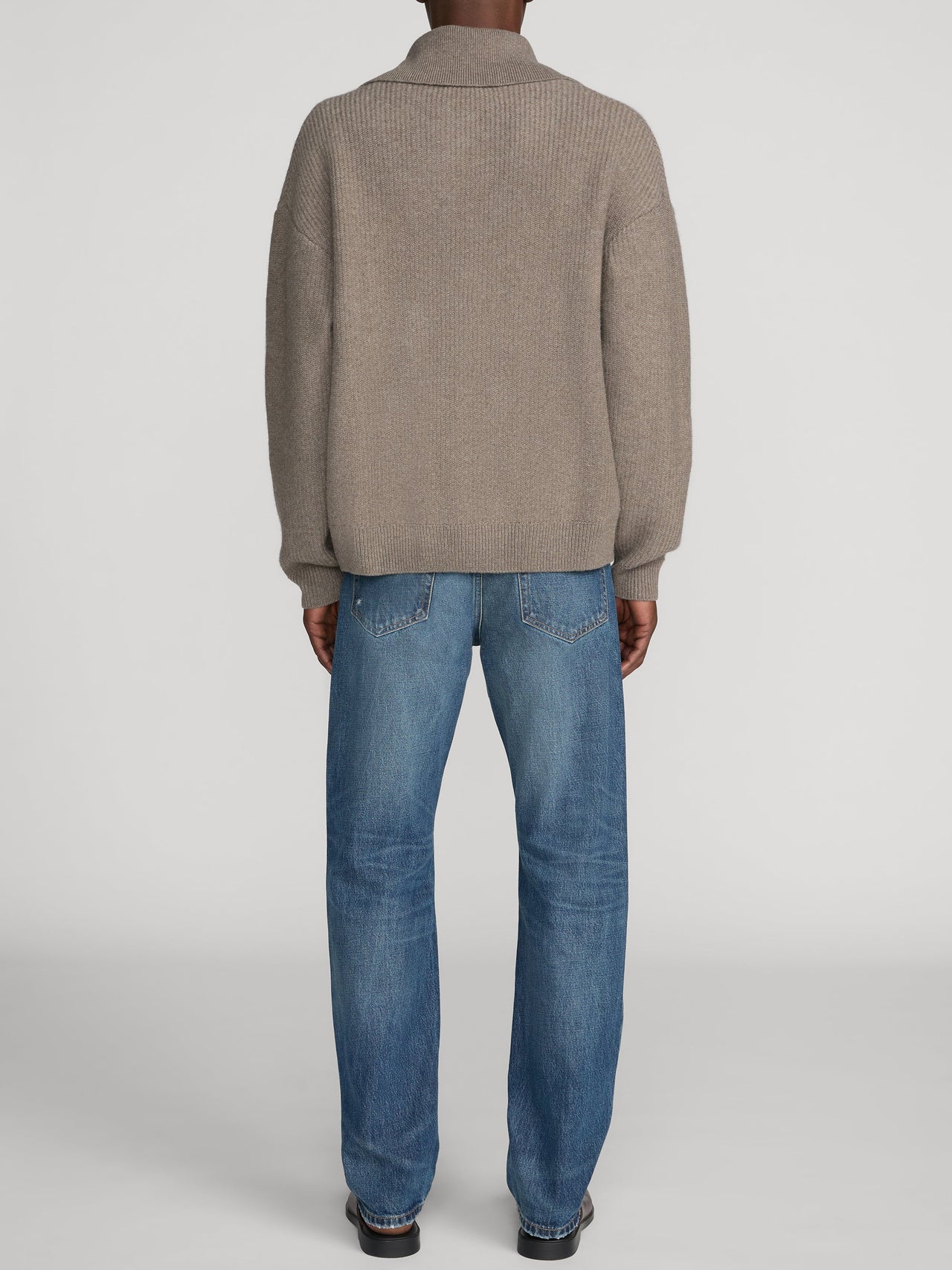 jean-back-image