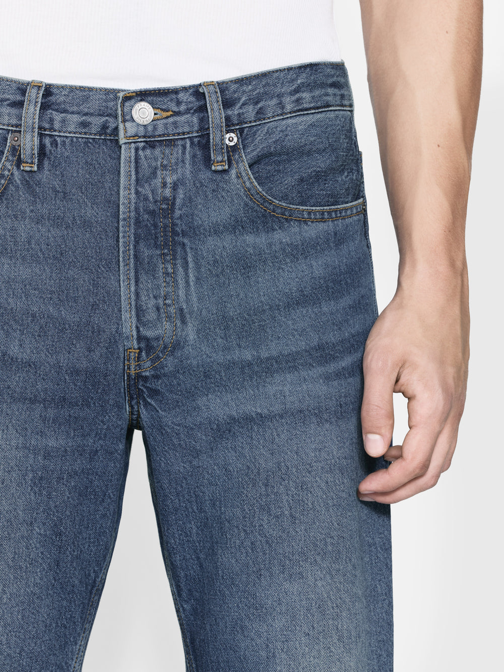 jeans front detail image alt:size