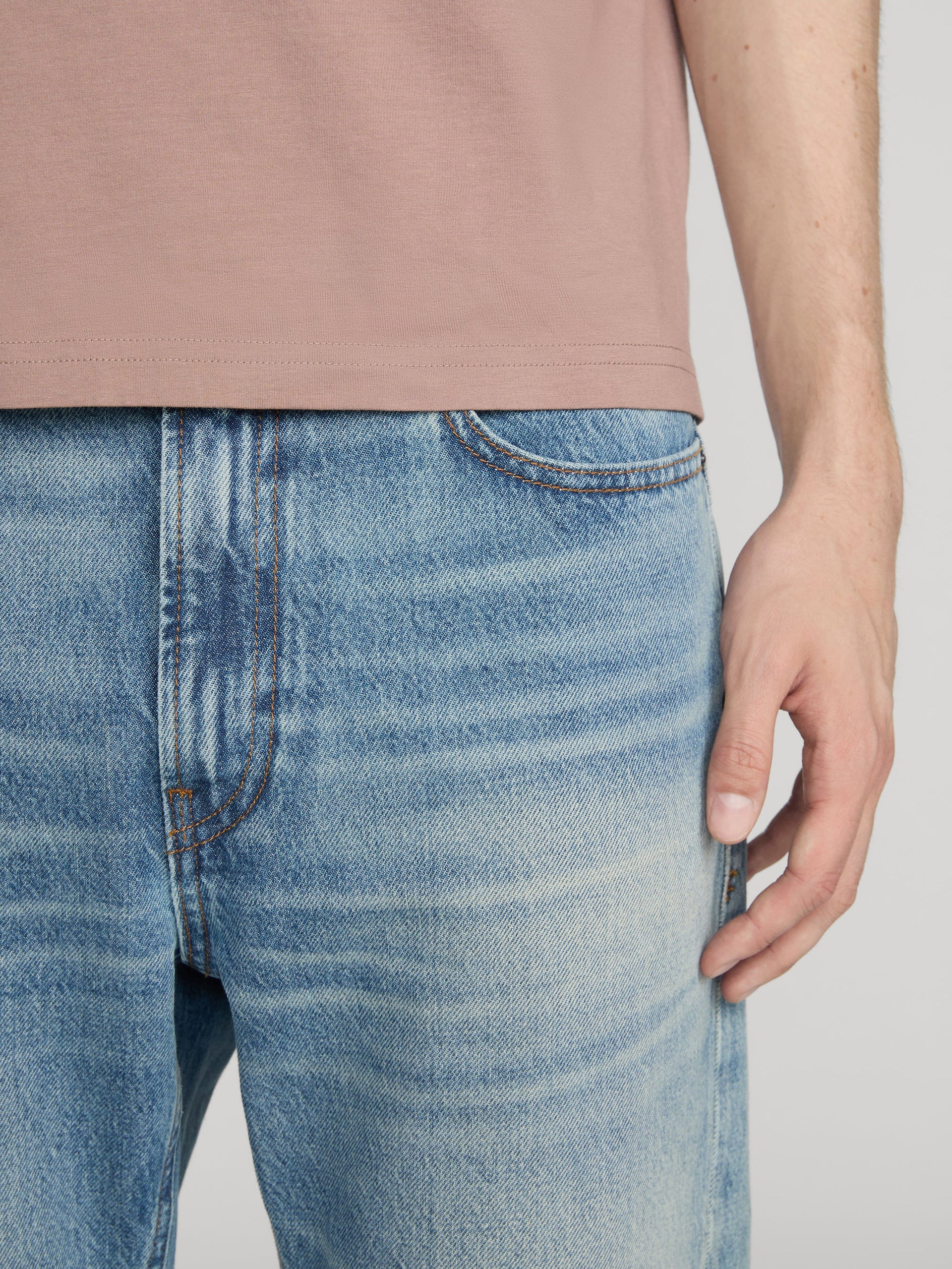 jeans-detail-image