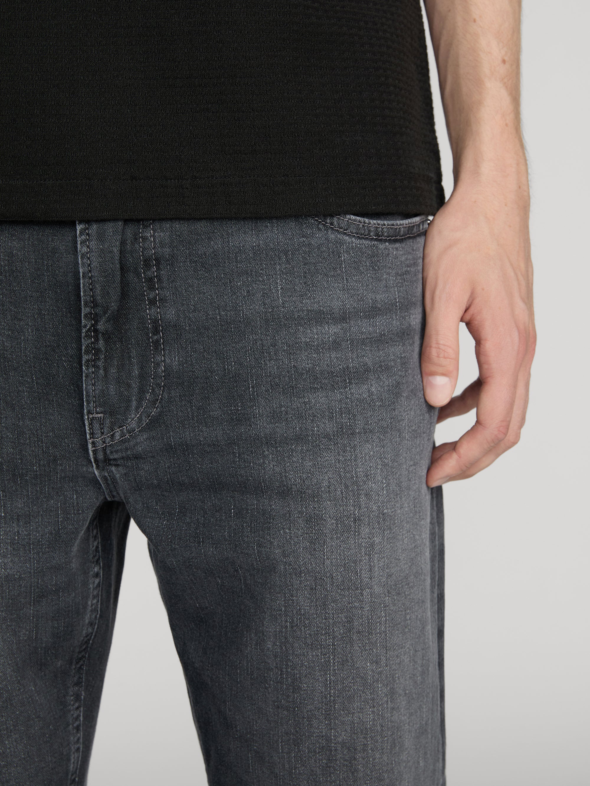 jeans-detail-image