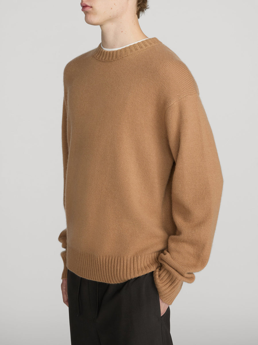 sweater-side-image