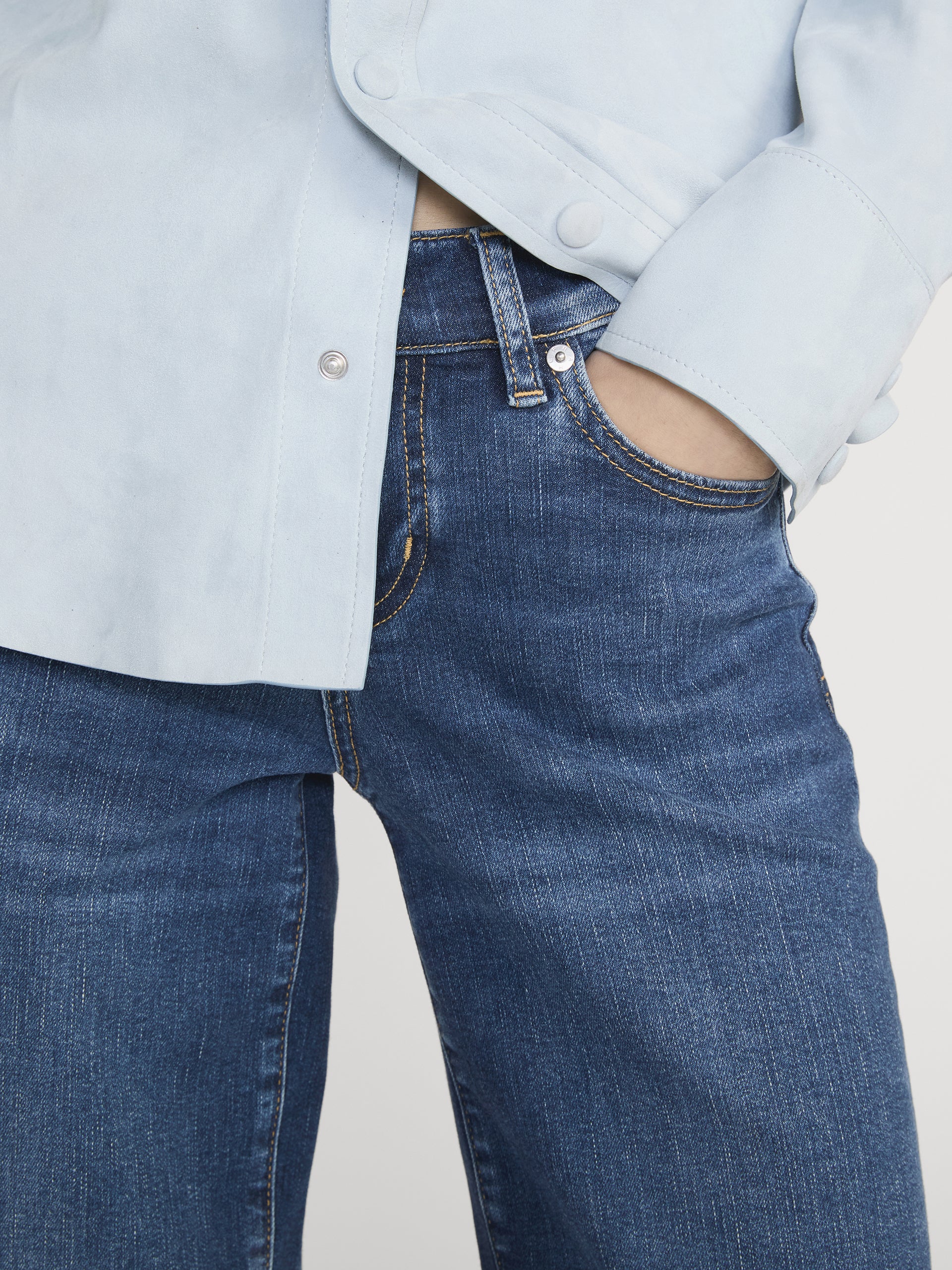 Jean On Model Detail 