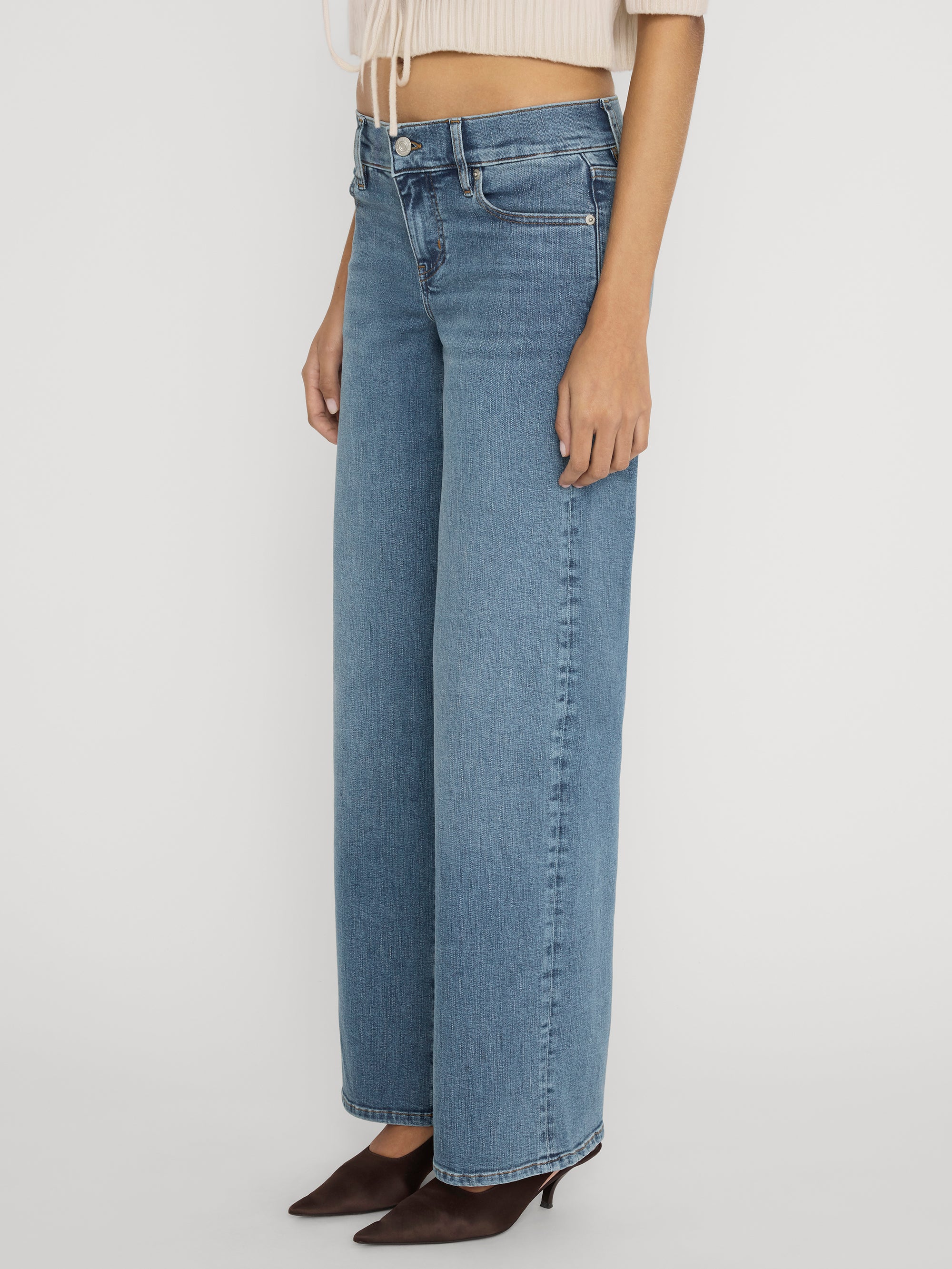 jeans-side-image