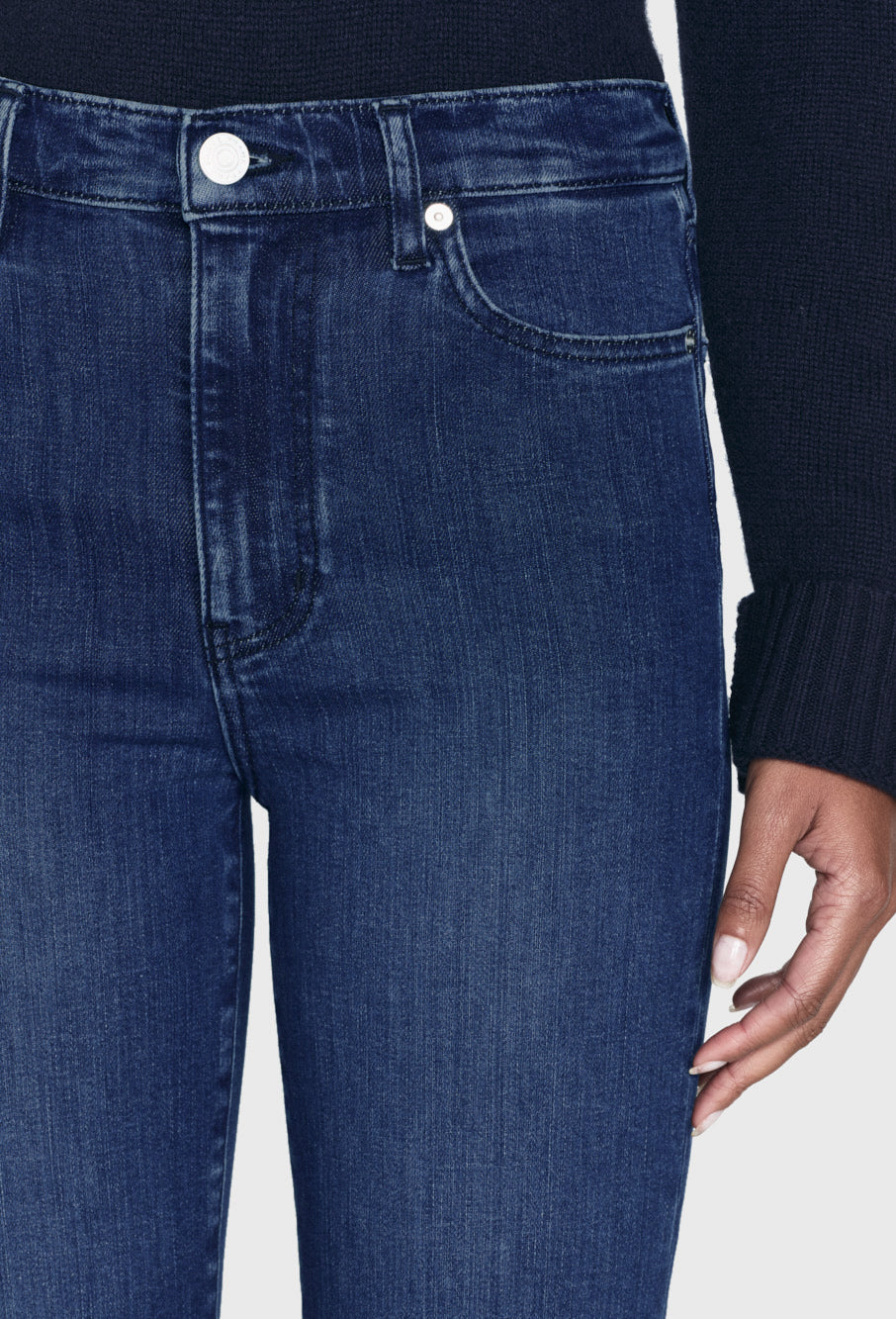 jeans front detail image alt:size