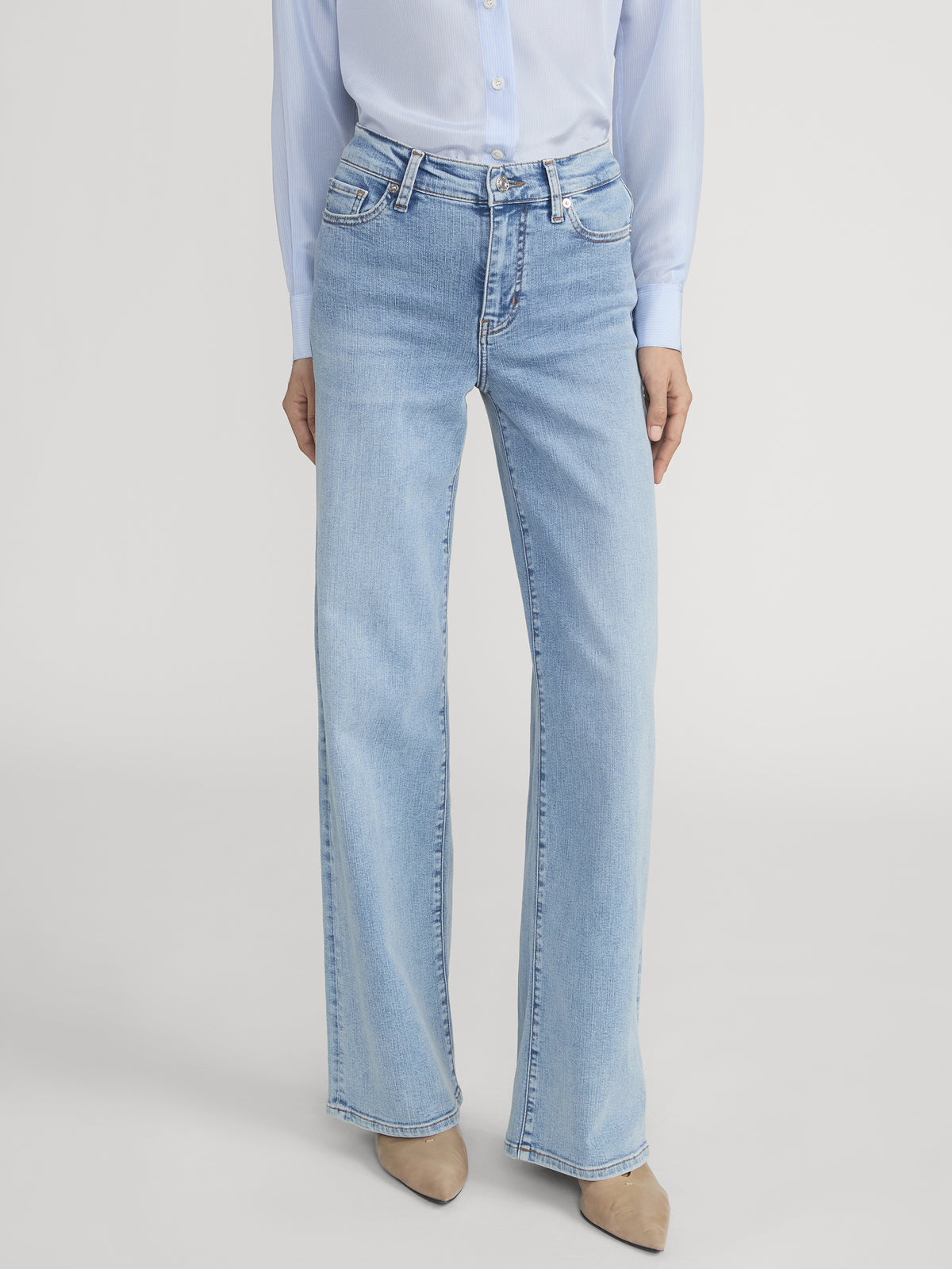 jeans front image