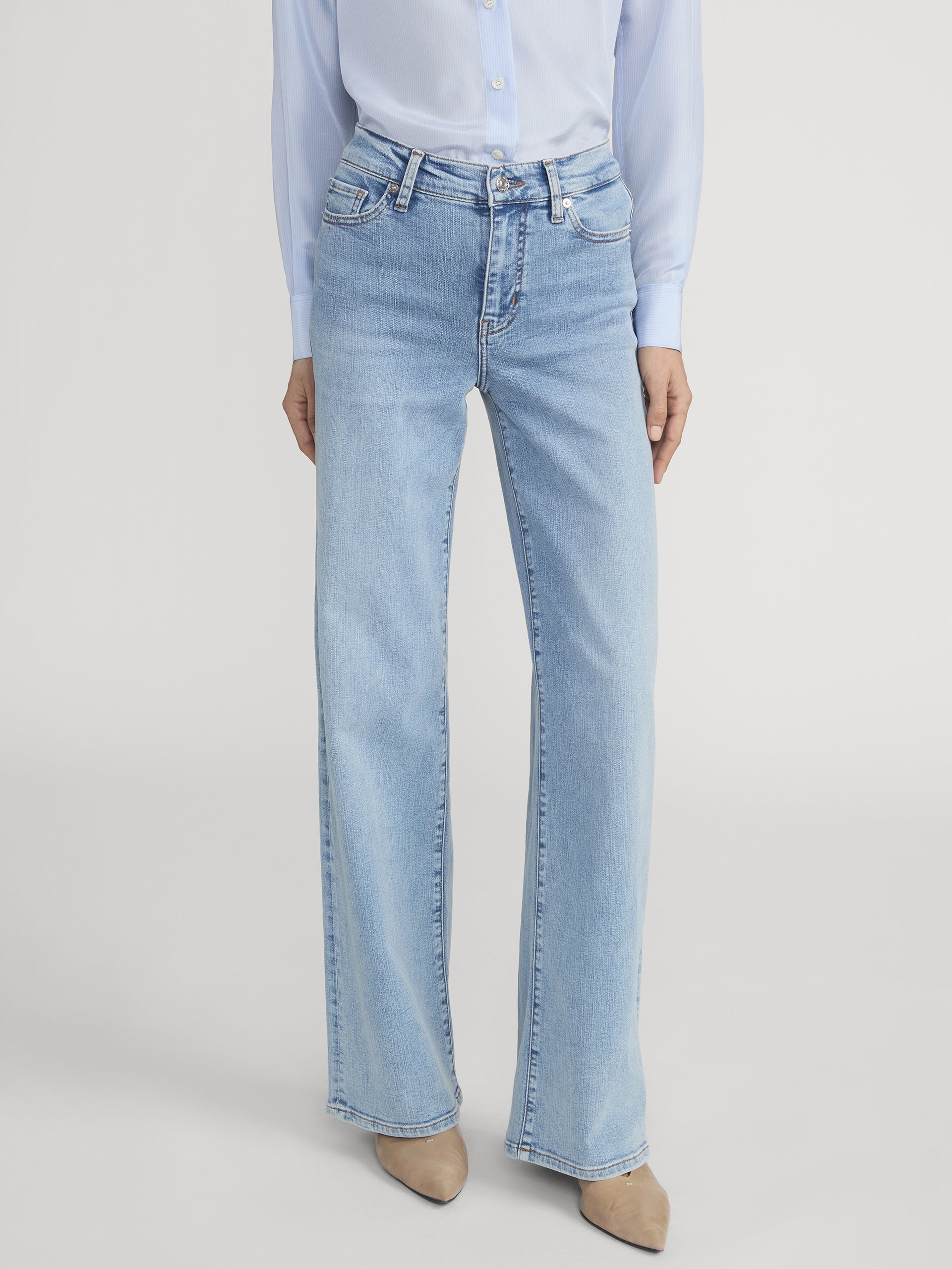 jeans front image