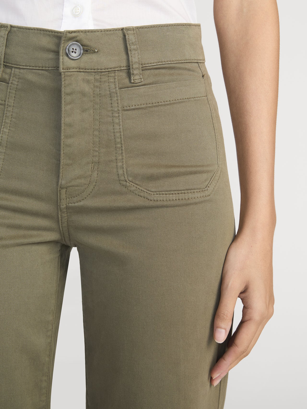 Pant On Model Detail 