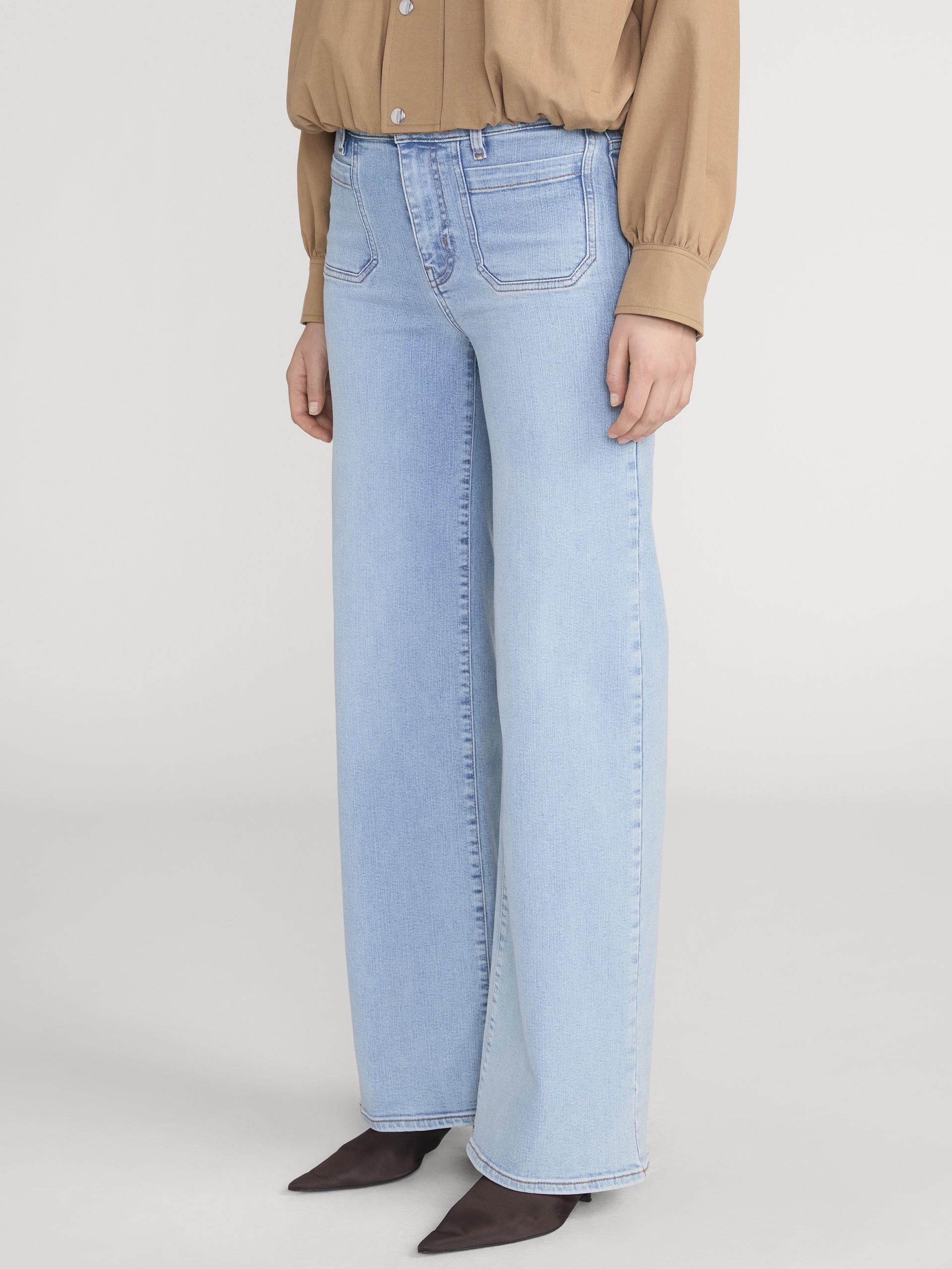 Jean On Model Side 