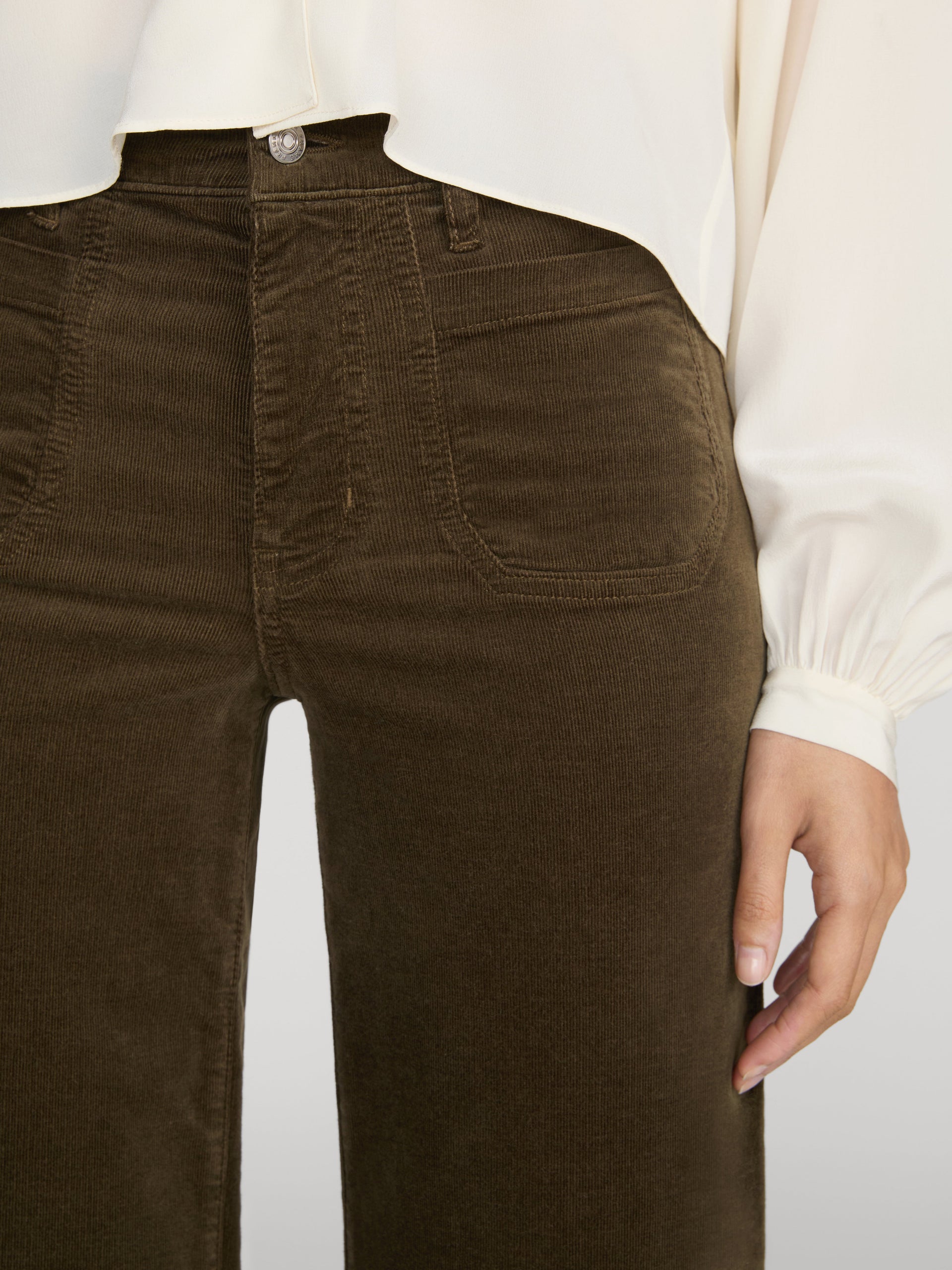 pant-detail-image