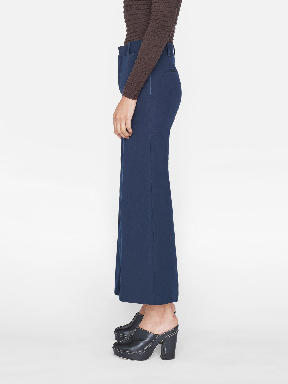 Buy online Blue Solid Straight Pant from Skirts, tapered pants & Palazzos  for Women by W for ₹650 at 54% off
