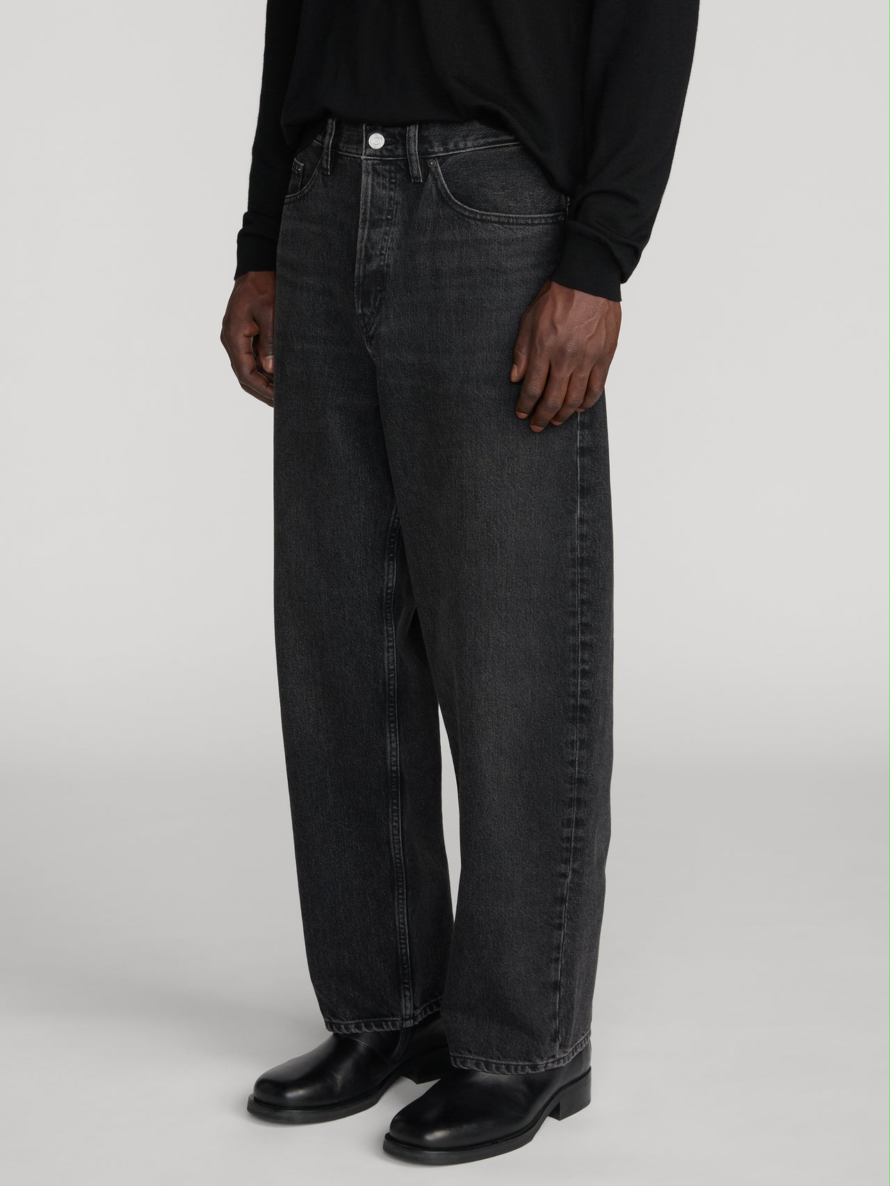 jean-side-image