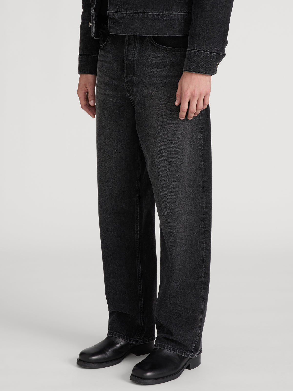 jean-side-image