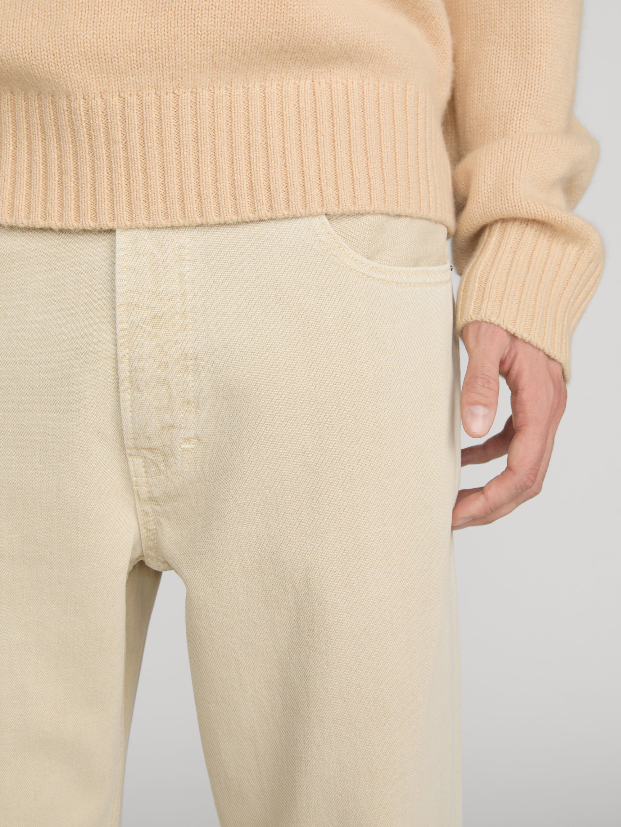 jeans-detail-image