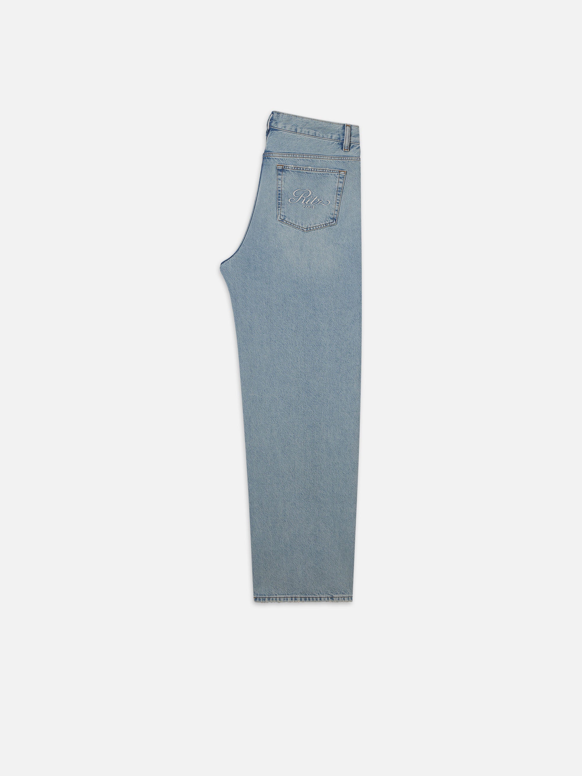 jeans back packshot image alt:fit2