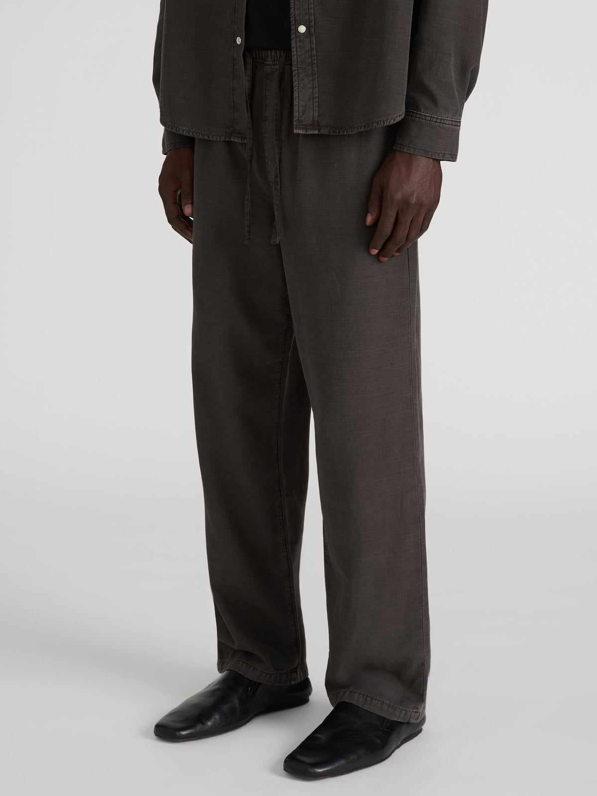 woven bottoms-side-image