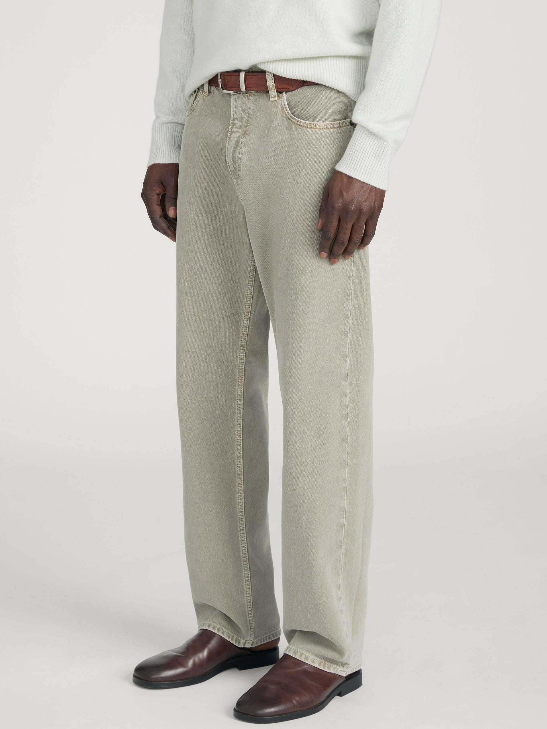 jeans-side-image