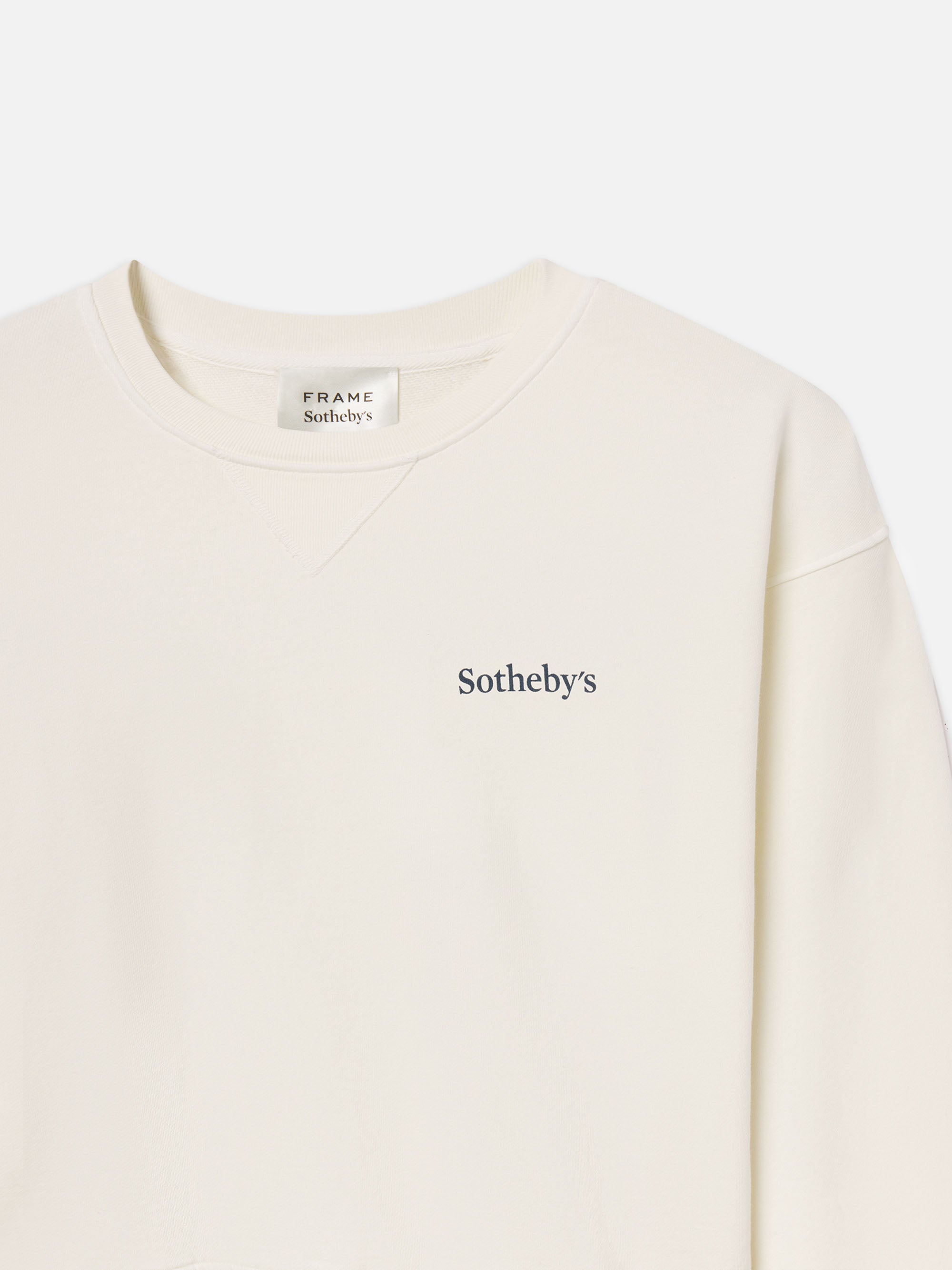 sweater front detail packshot image alt:size alt:fit1