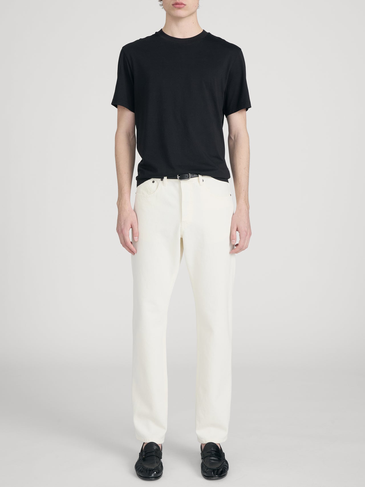 Tee on model front 