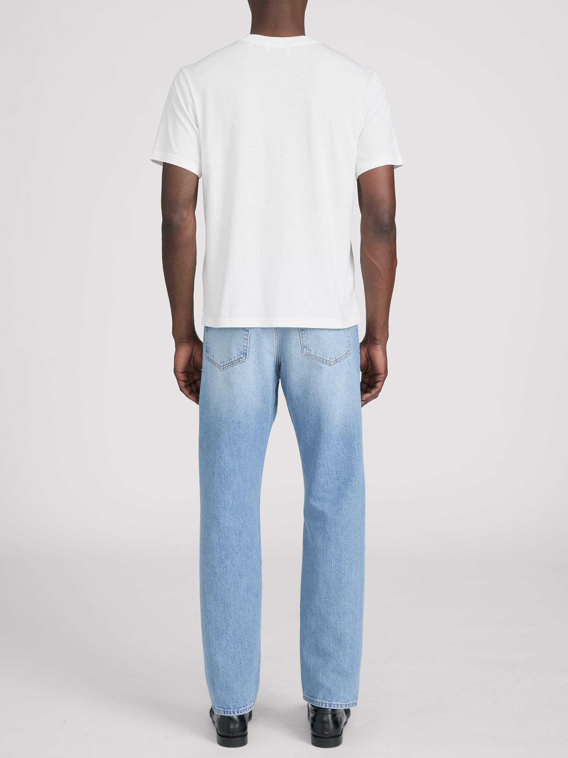 Tee on model back 