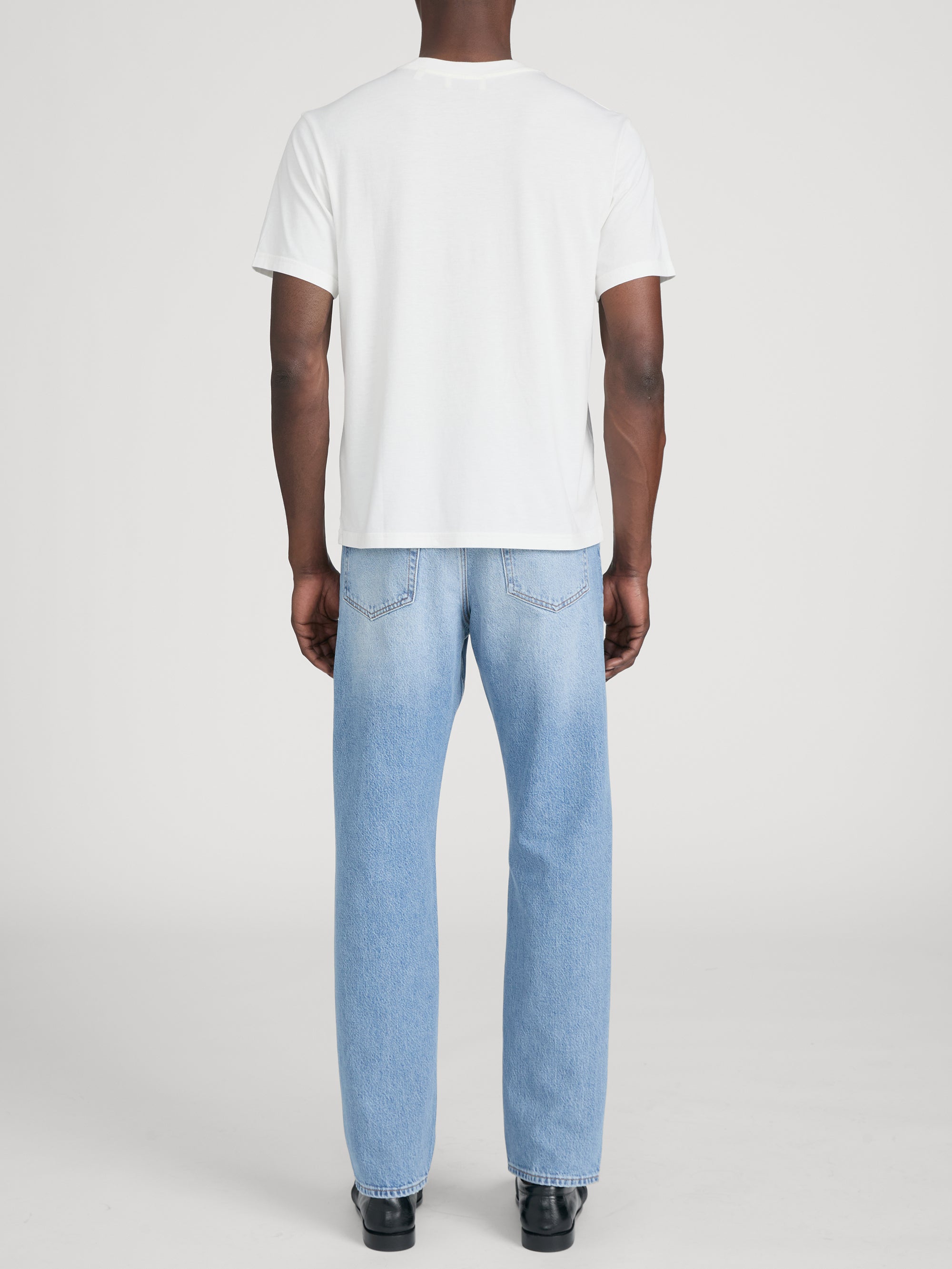 Tee on model back 