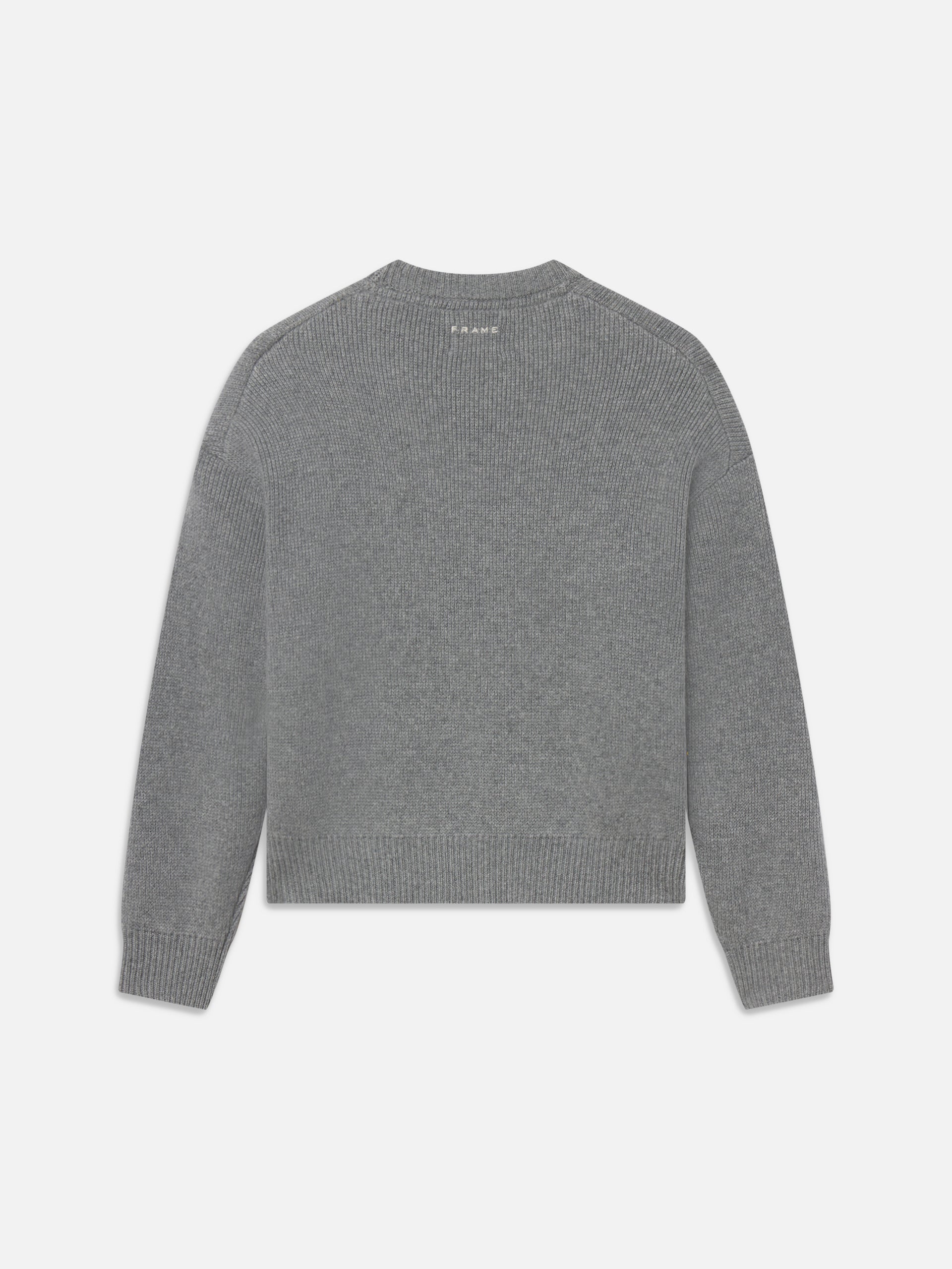 sweater back packshot image alt:fit2
