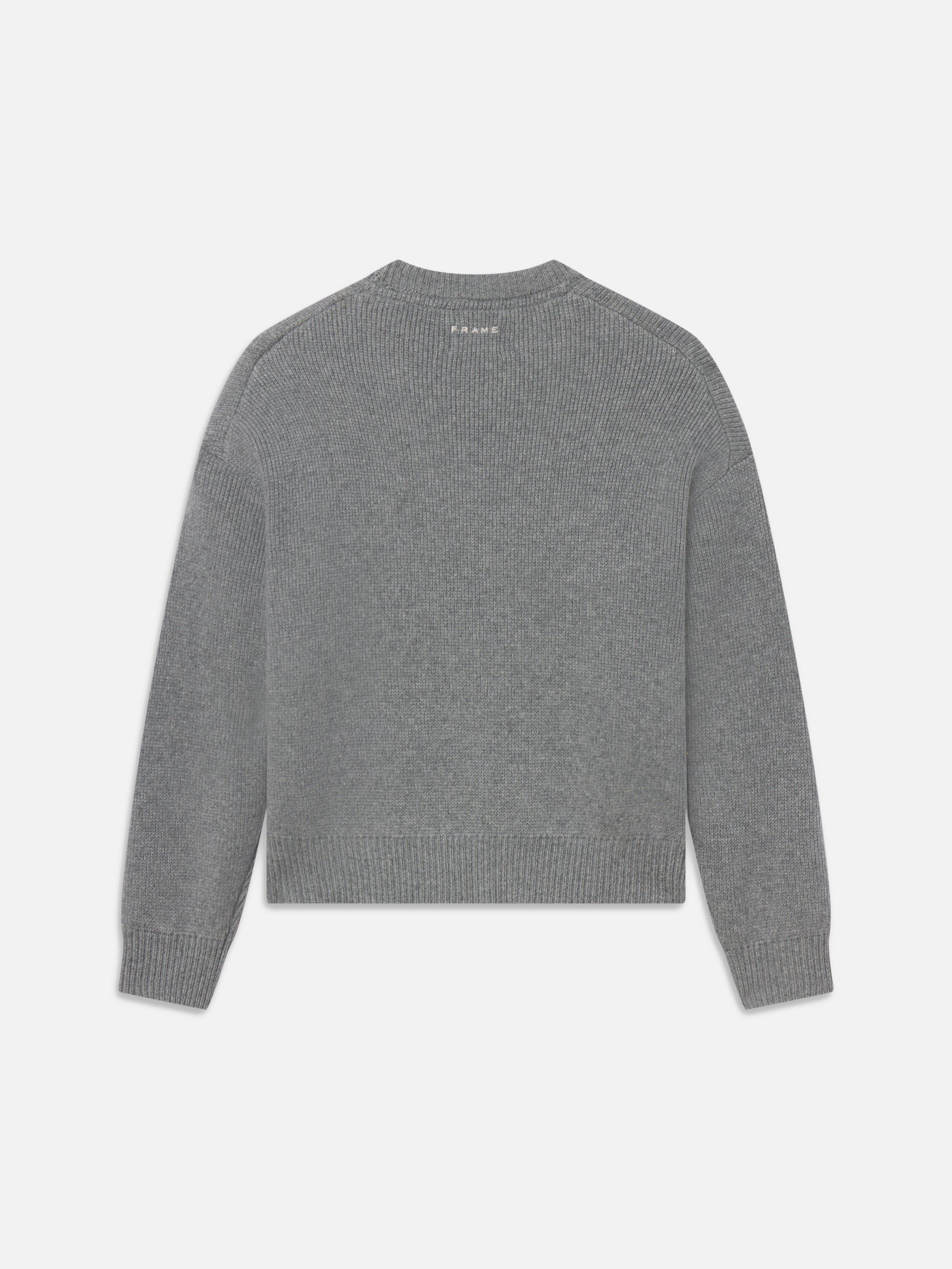 sweater back packshot image alt:fit2