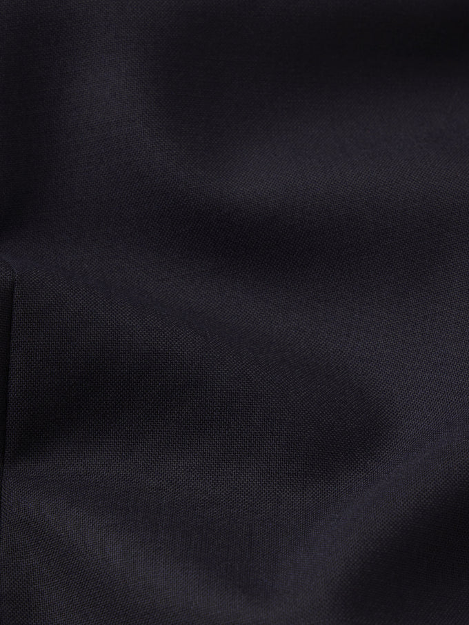 blazer texture detail image alt:size