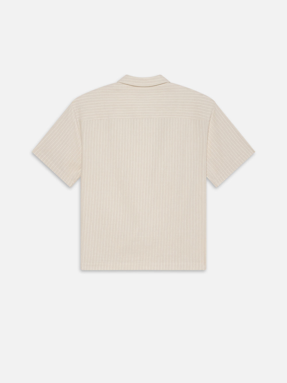 shirt back packshot image alt:fit2