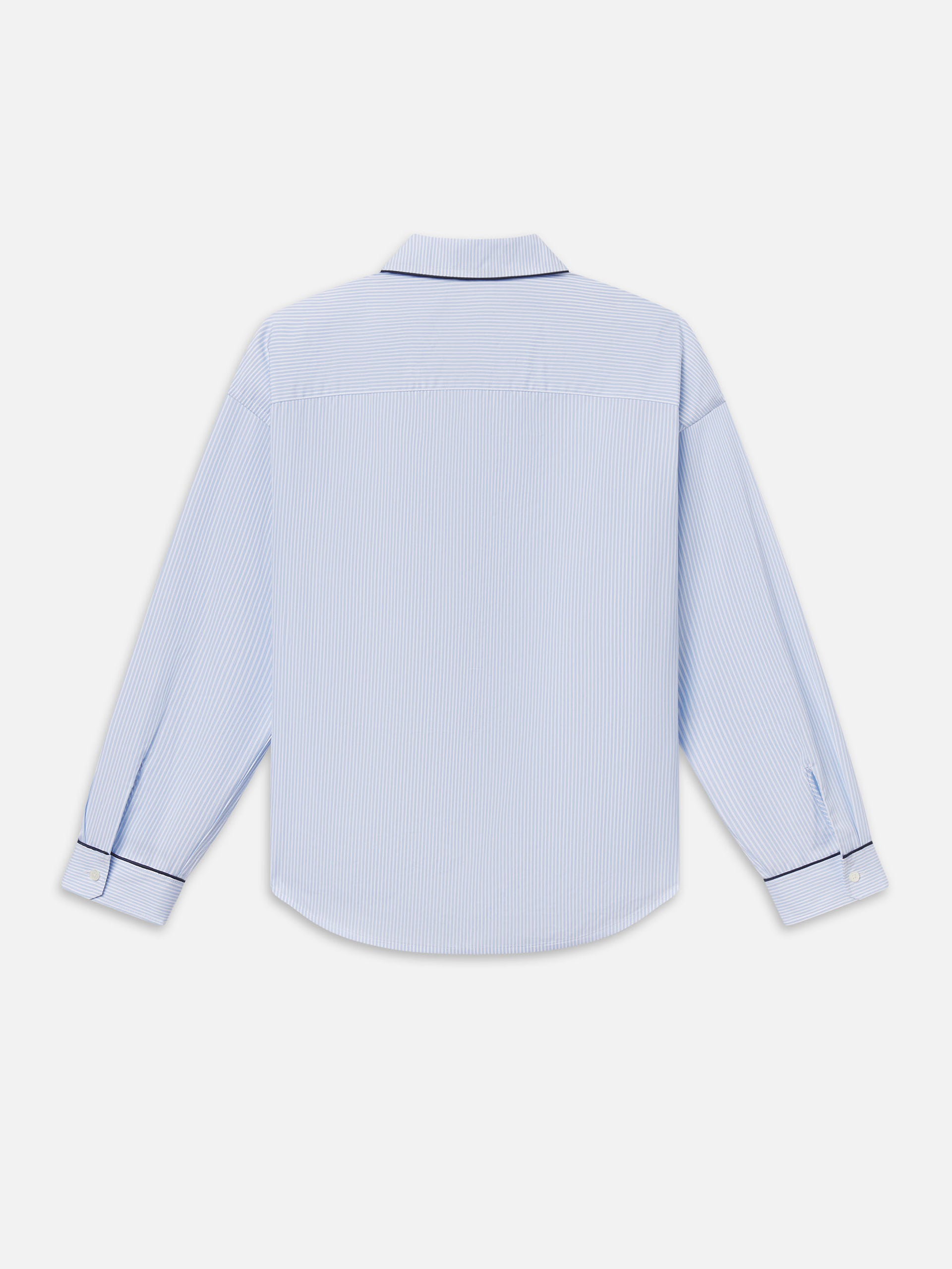 shirt back packshot image alt:fit2