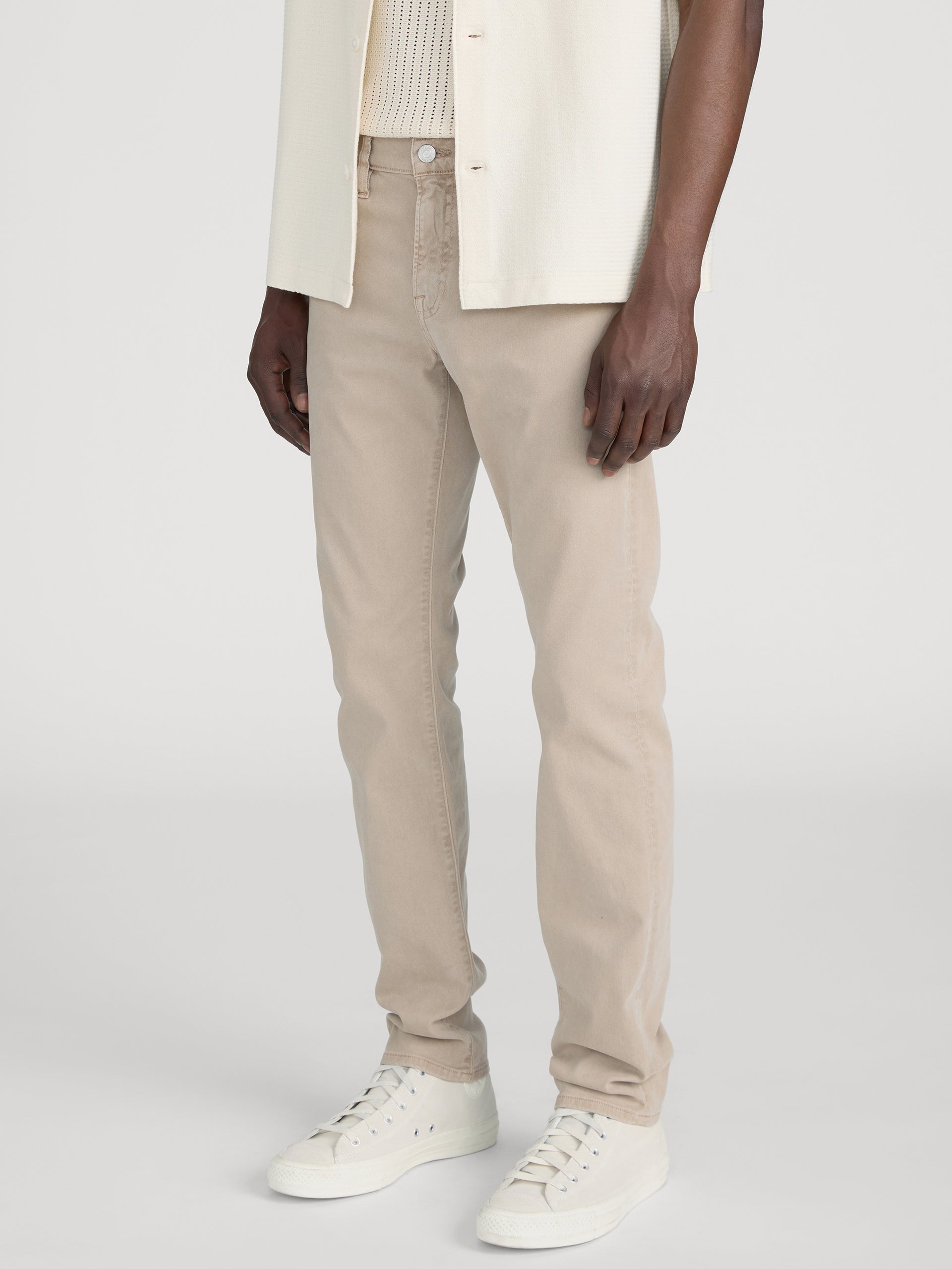 L'Homme Slim Brushed Twill -- Dusty Beige