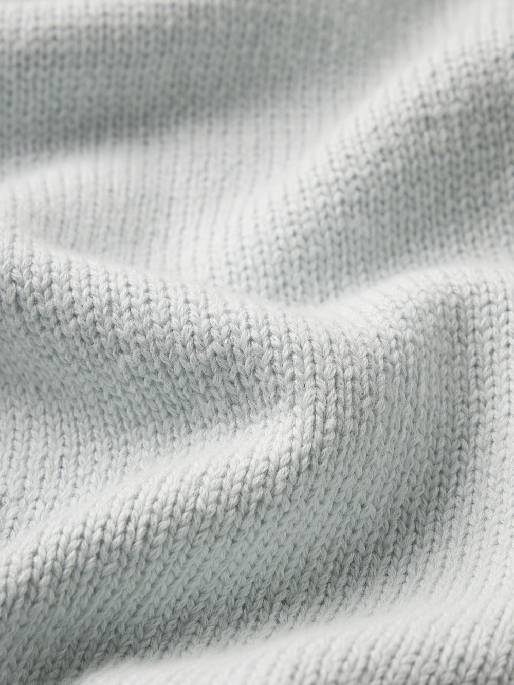 sweater-texture-detail-image