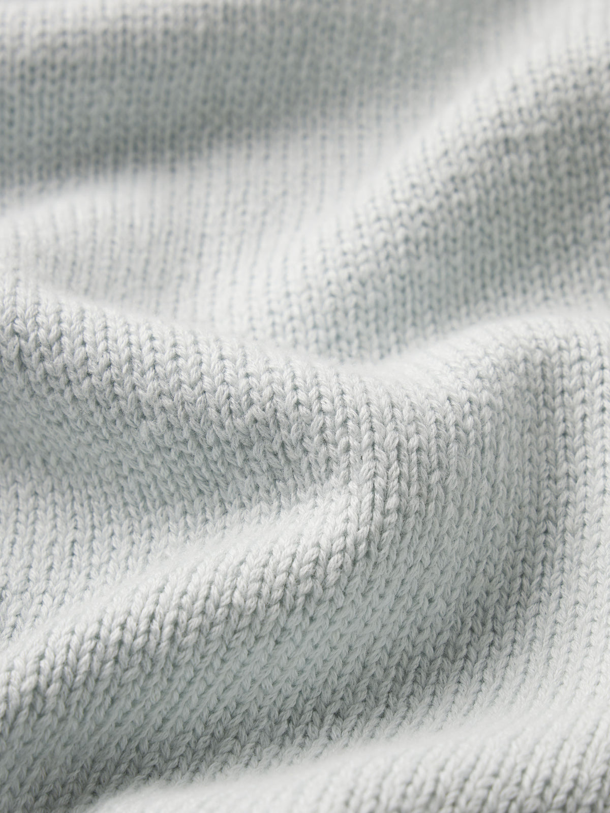 sweater-texture-detail-image