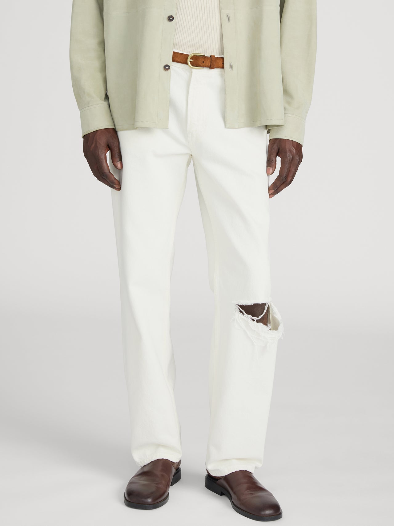Relaxed Jean -- Off White Rips