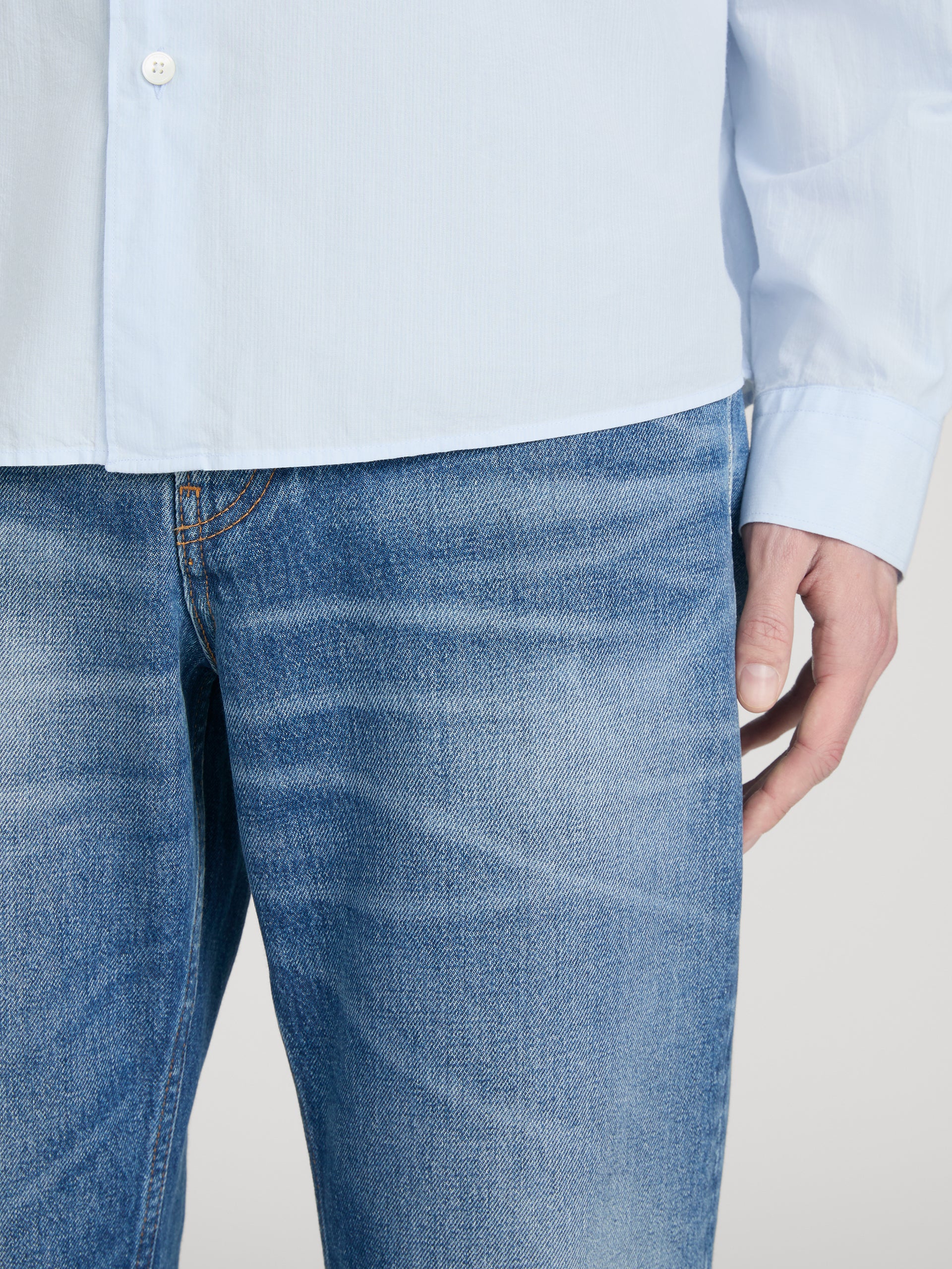 jeans-front-detail-image