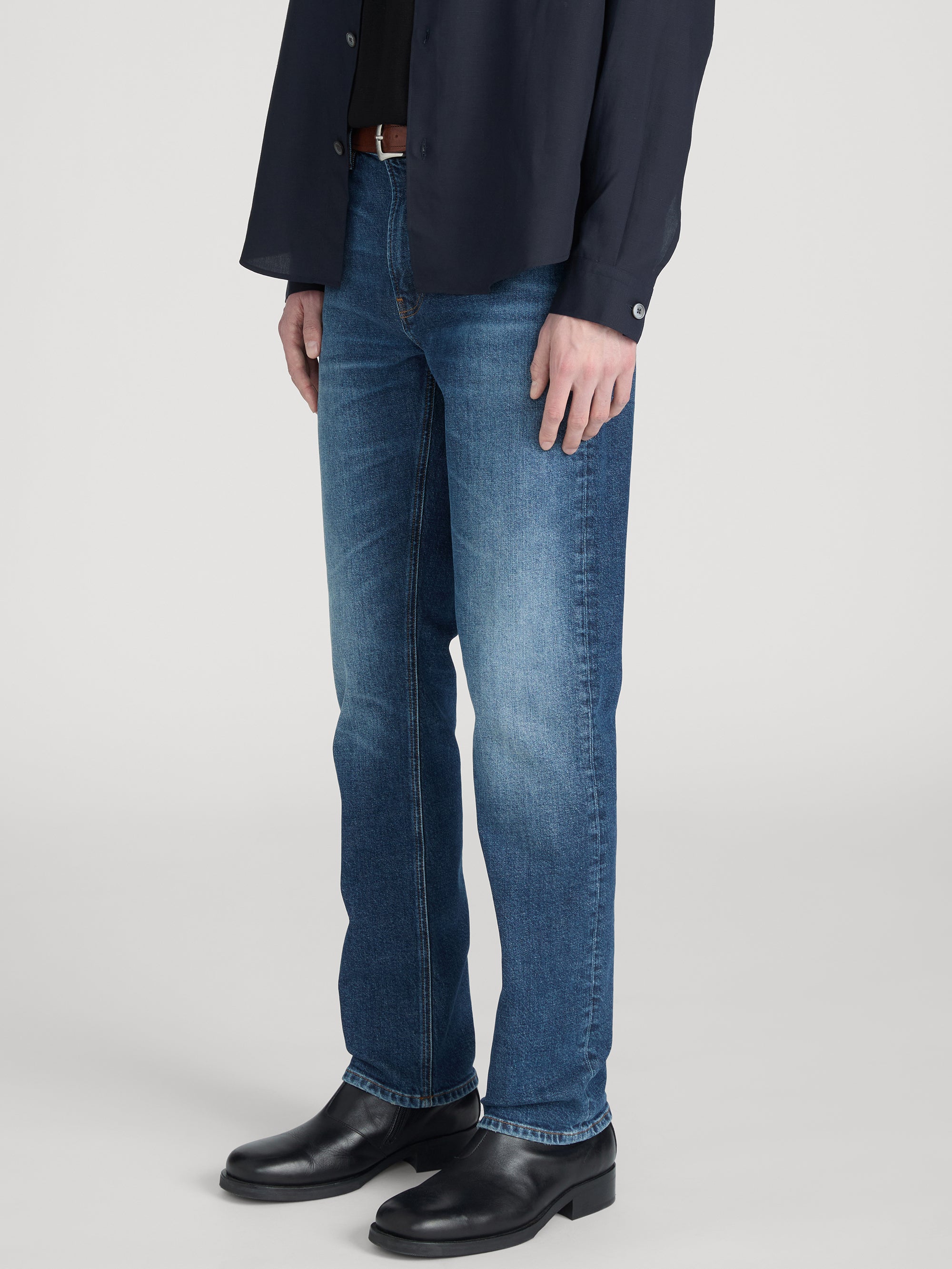 Modern Straight -- Beachline
