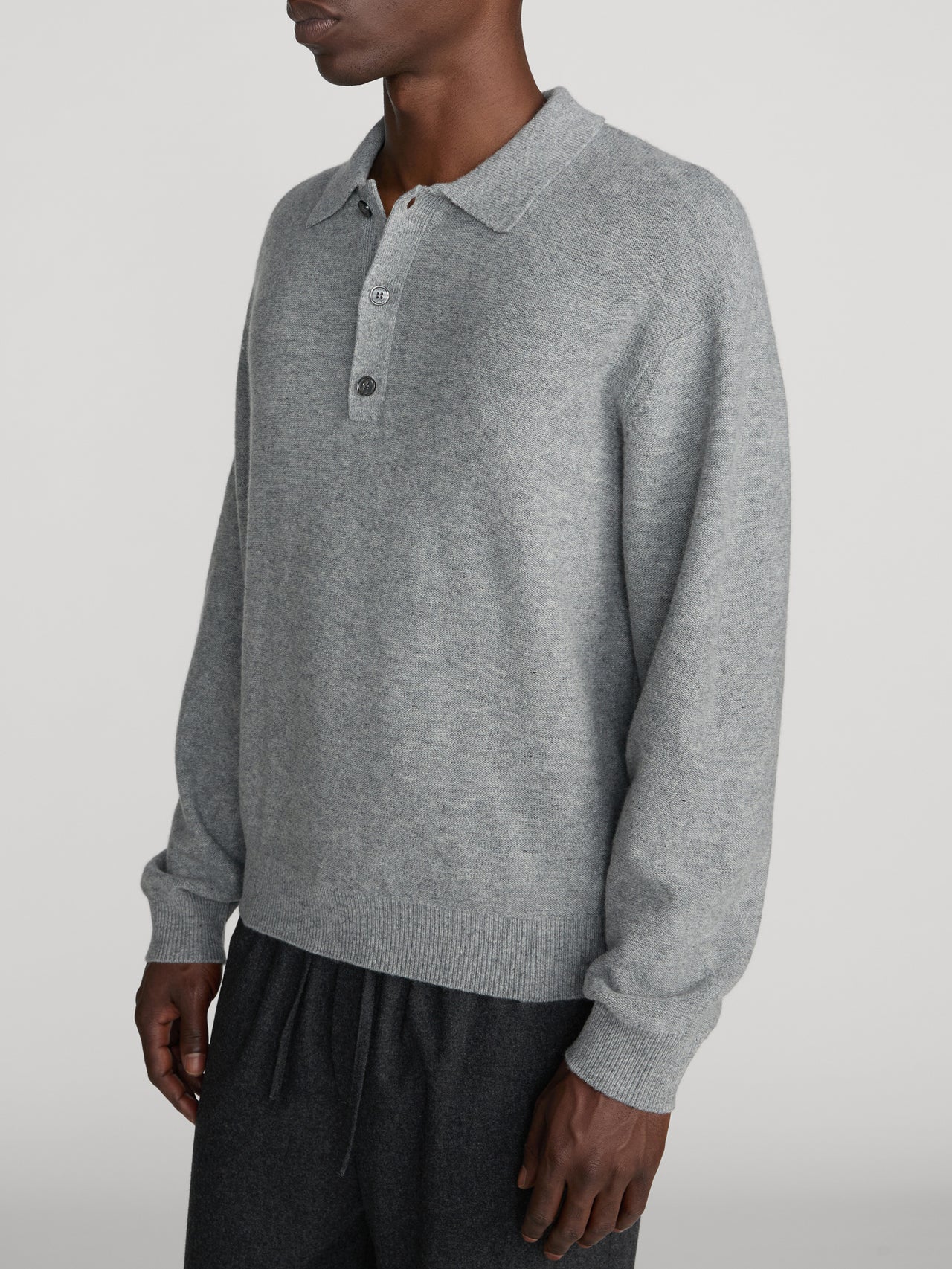 sweater-side-image