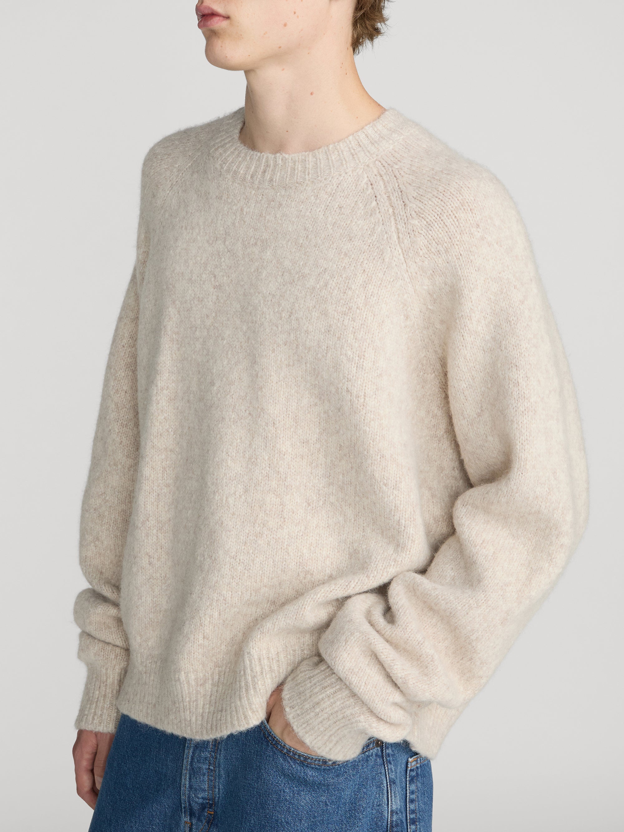 sweater-side-image